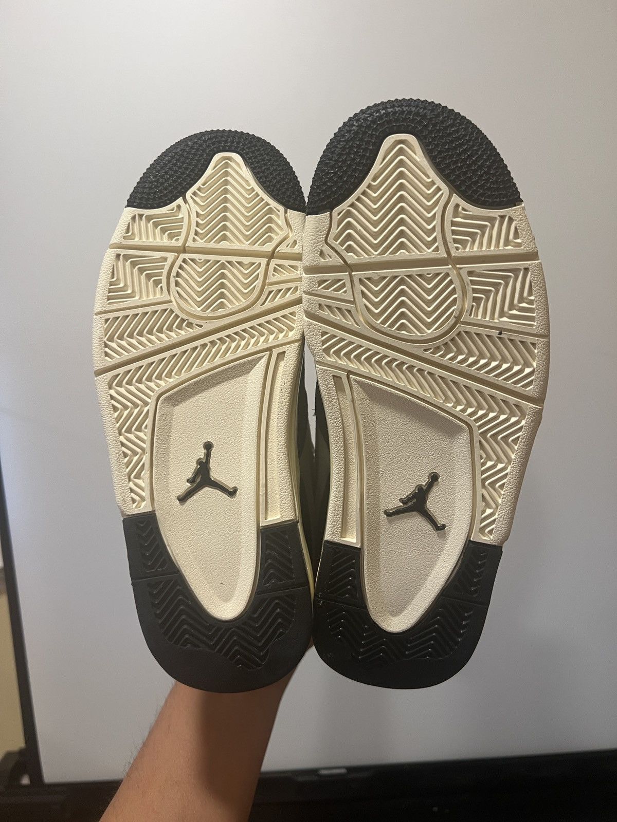 Jordan Brand SIZE 6 W0MAN - Jordan 4 RM Black Sail Brand New No Box Size US 6 / IT 36 - 8 Thumbnail