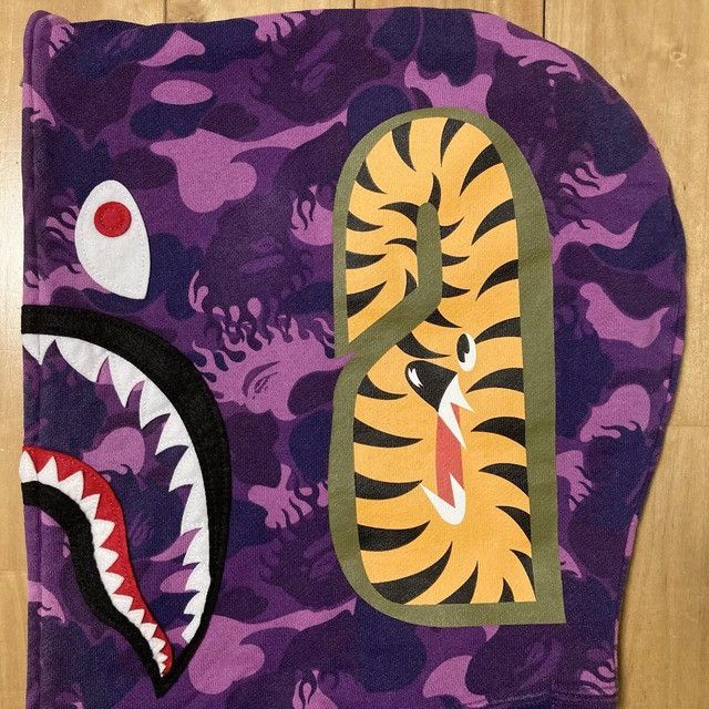 Bape BAPE Fire Camo Shark Full Zip Hoodie purple camo NIGO APE Size US M / EU 48-50 / 2 - 7 Thumbnail