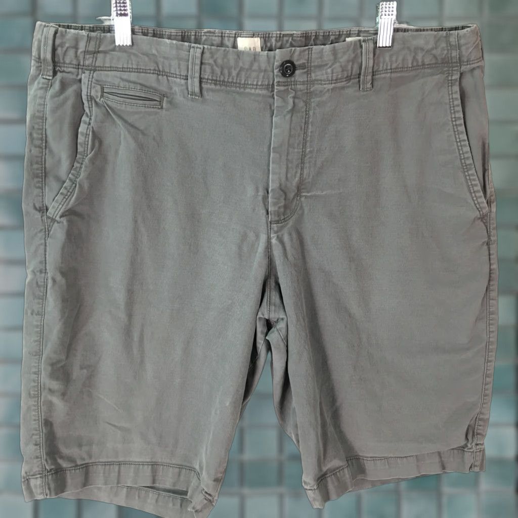 Gap Gap Mens Chino Shorts Flat Front Regular Fit High Rise Gray Size 38 Size US 38 / EU 54 - 1 Thumbnail