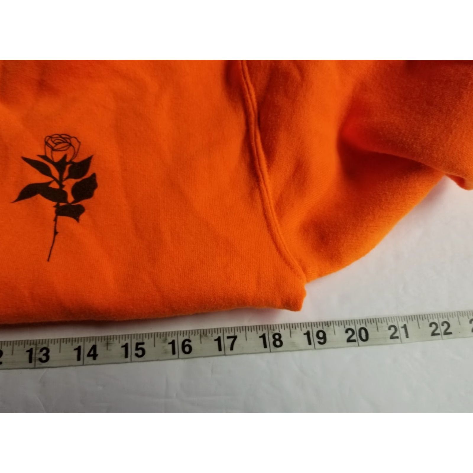 Anthropologie Anthropologie BSR Cropped Hoodie Sweatshirt XS Women Orange Love Pullover Long Sleeve V-Neck Cropped Activewear Size XS / US 0-2 / IT 36-38 - 4 Thumbnail