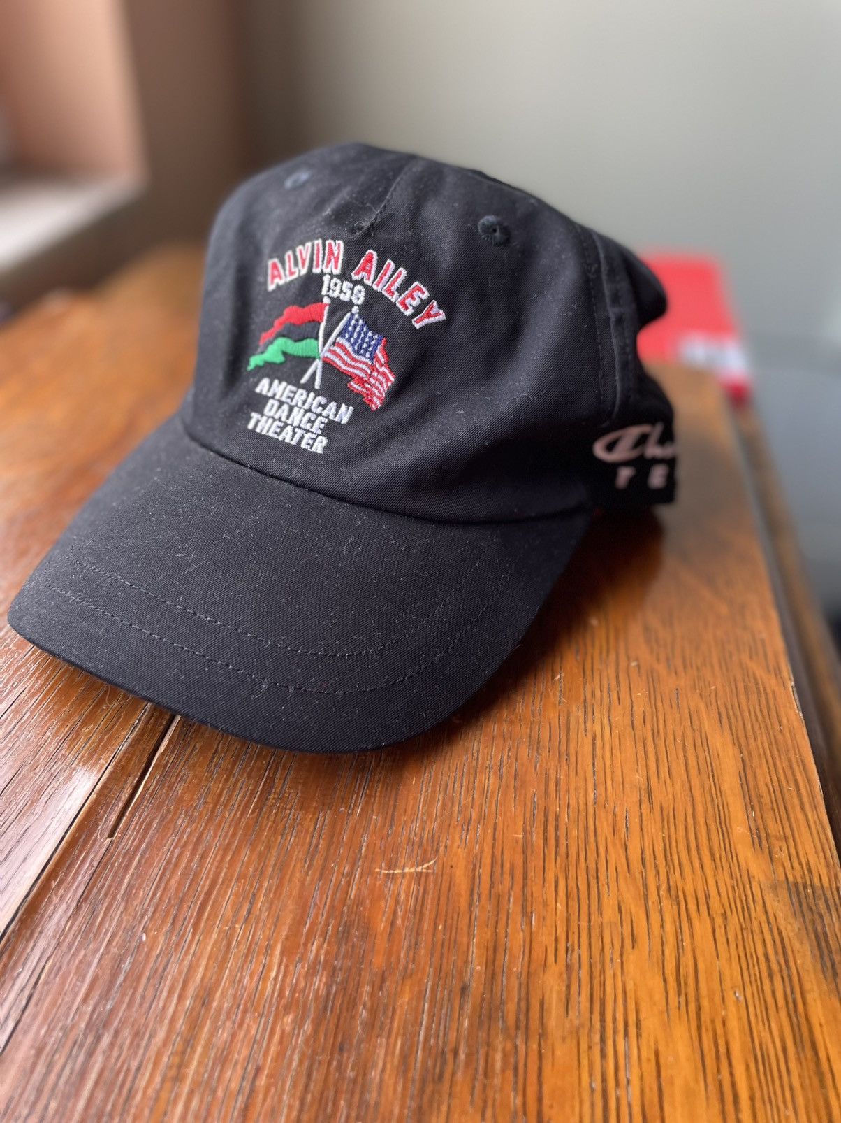 Champion × DENIM TEARS Denim Tears X Champion USA Alvin Alley Theatre dad cap Size ONE SIZE - 1 Thumbnail