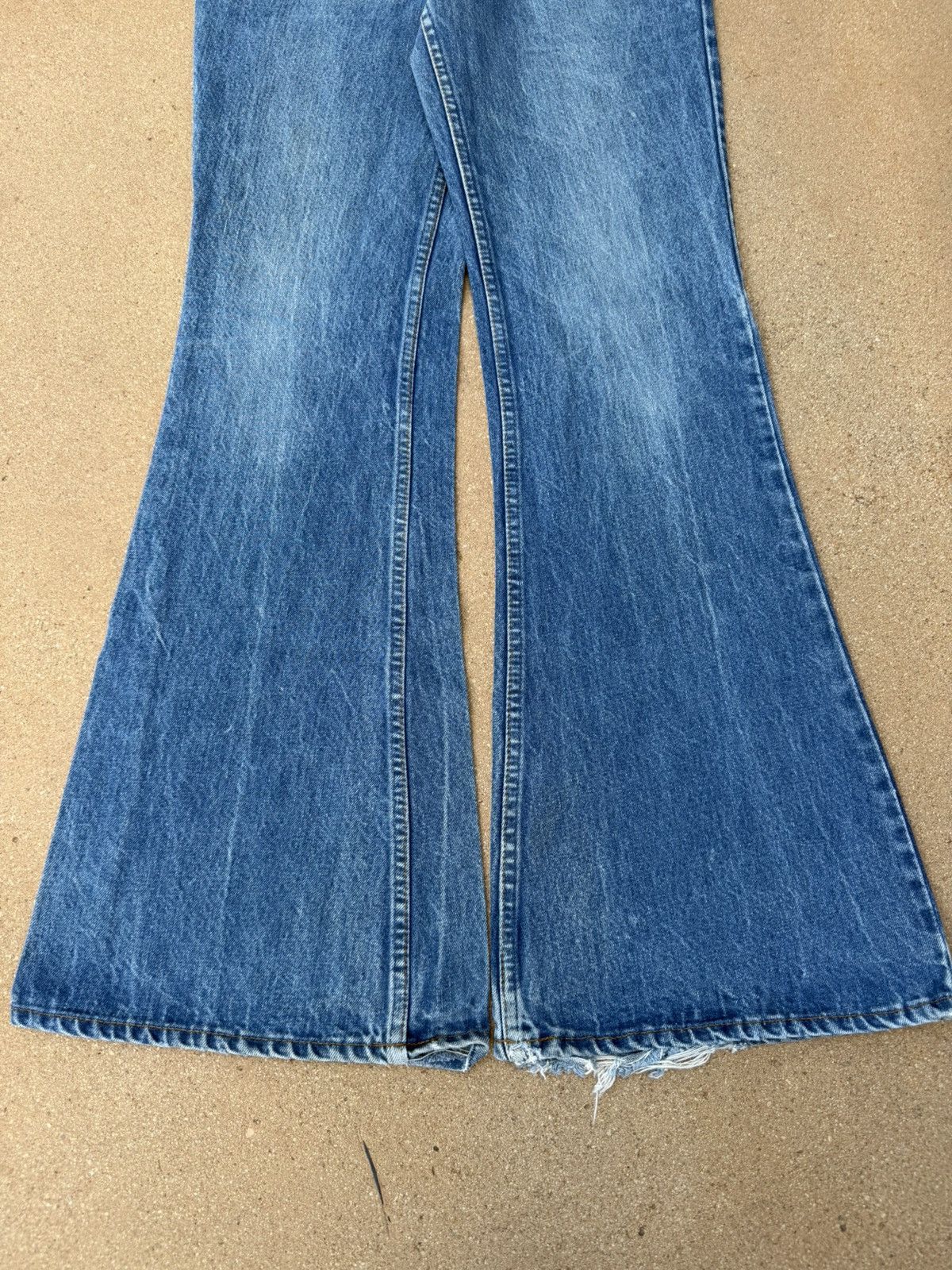 Levi's Vtg 70’s Levi’s 684 Orange Tab Bellbottom Flare Jeans 31x32 Size US 31 - 3 Thumbnail