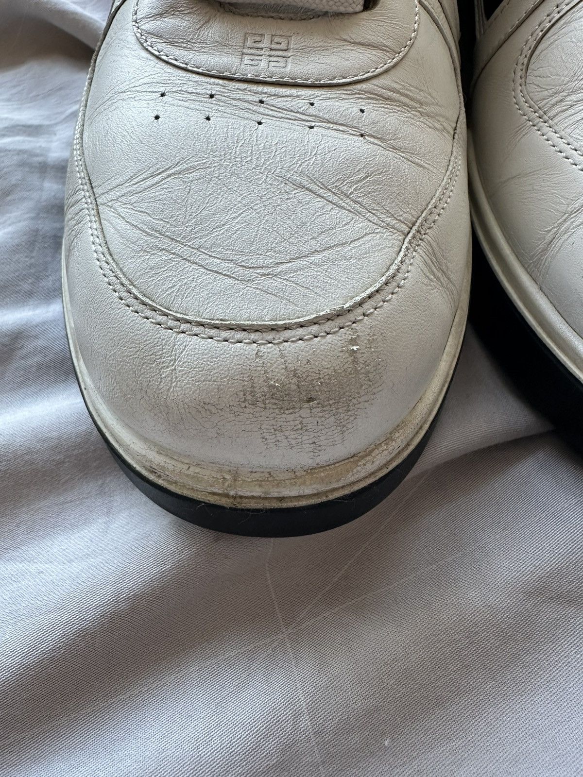 Givenchy Givenchy G4 Leather Sneakers White Size US 11 / EU 44 - 5 Thumbnail