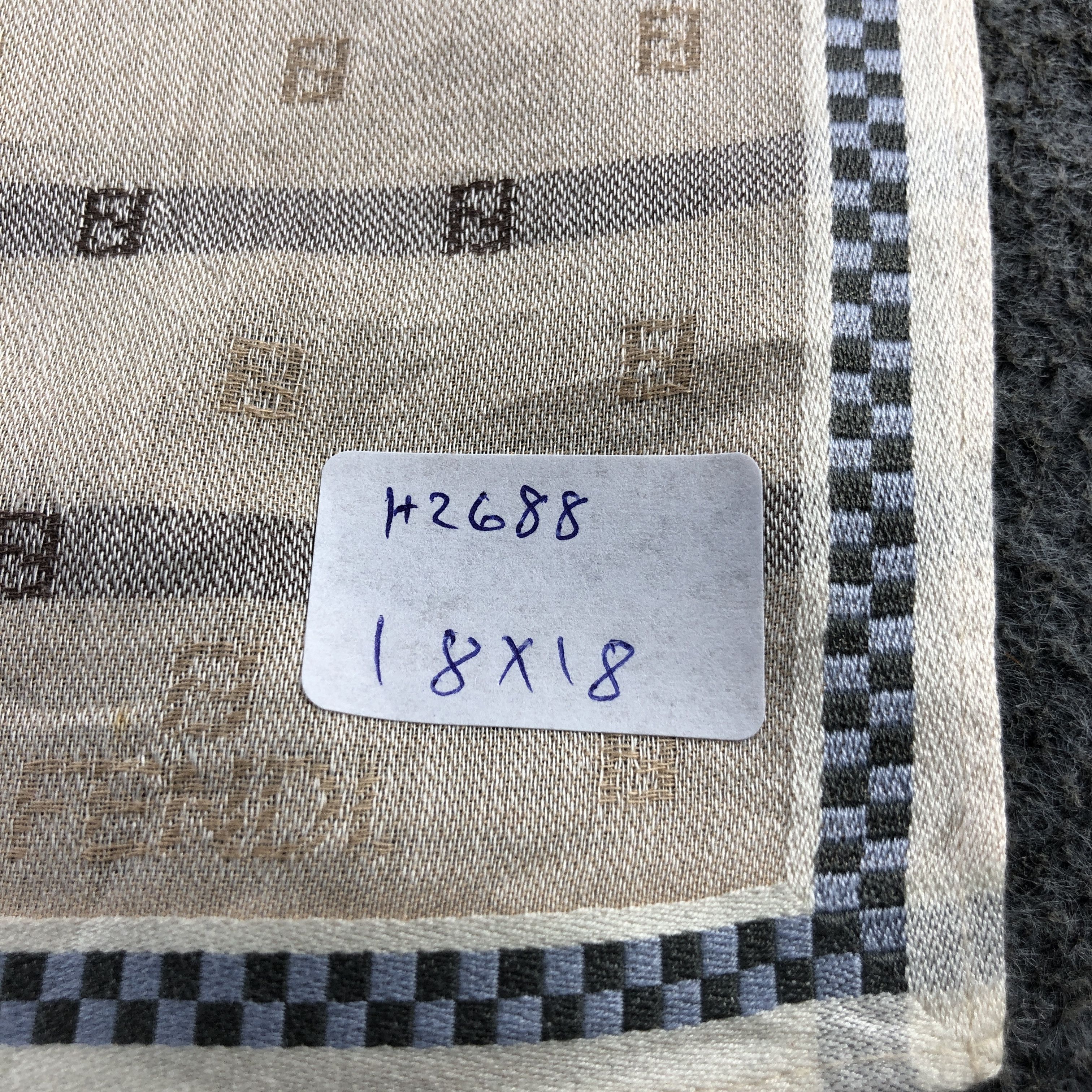 Japanese Brand Fendi Monogram FF Handkerchief Neckerchief Bandana H2688 Size ONE SIZE - 6 Thumbnail