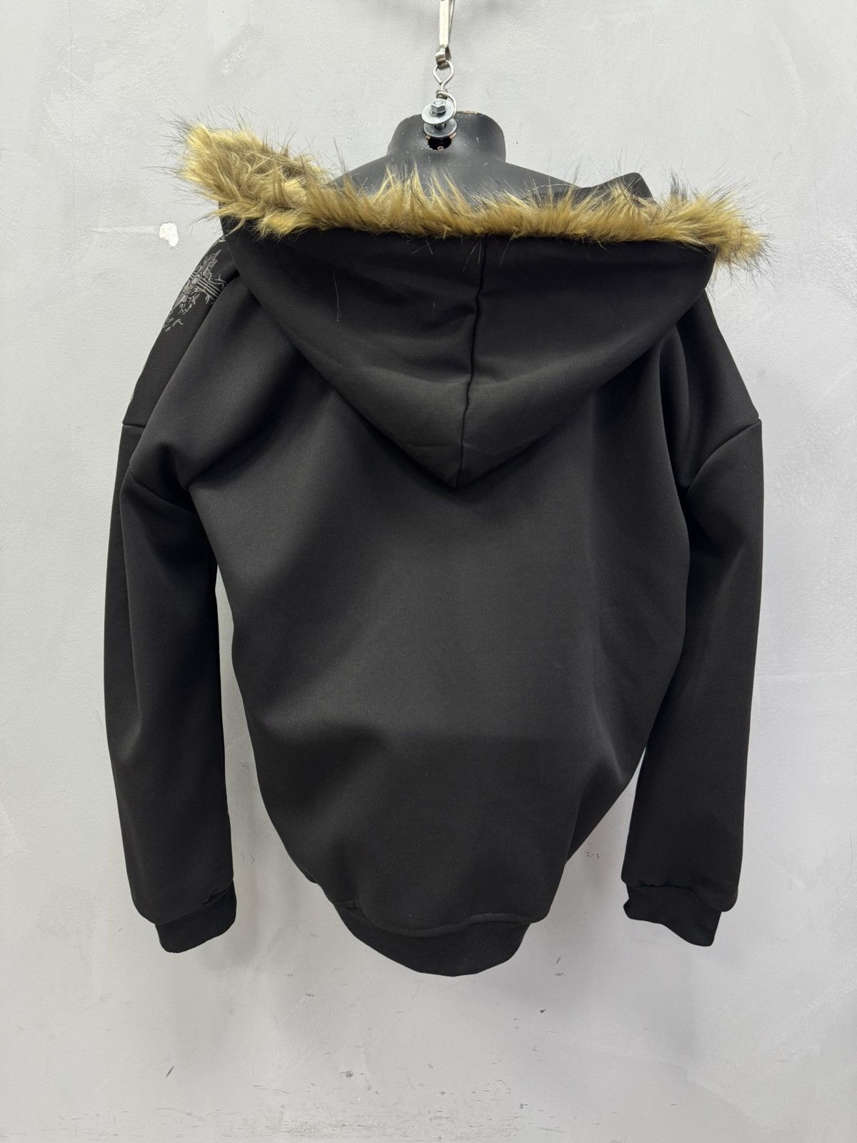 Le Grande Bleu (L.G.B.) Archive carti style legrandebleu fur fuzzy gothic hoodie Size US M / EU 48-50 / 2 - 8 Thumbnail