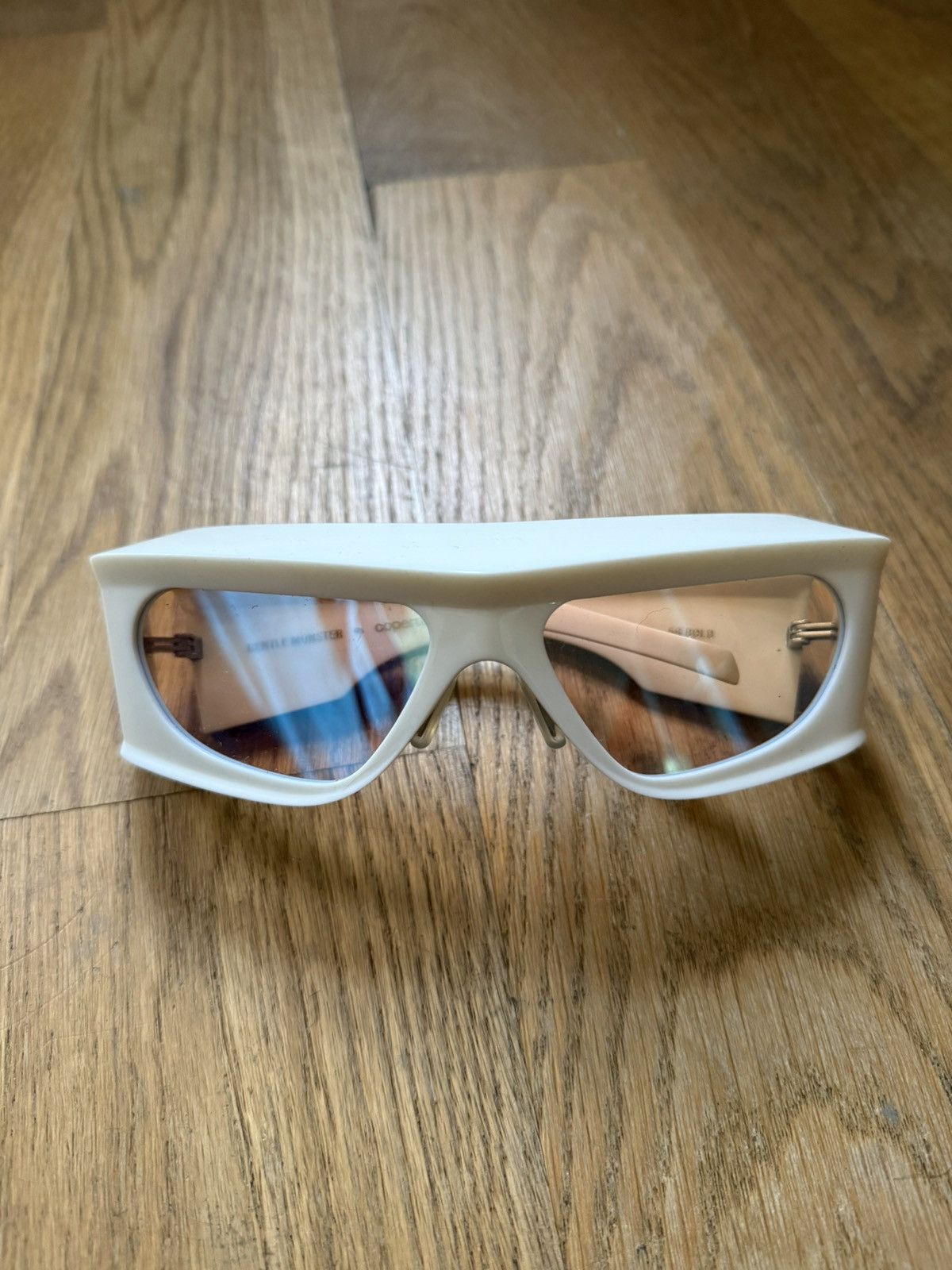 Gentle Monster Gentle Monster x Coperni glasses 5G Bold- white Size ONE SIZE - 1 Thumbnail