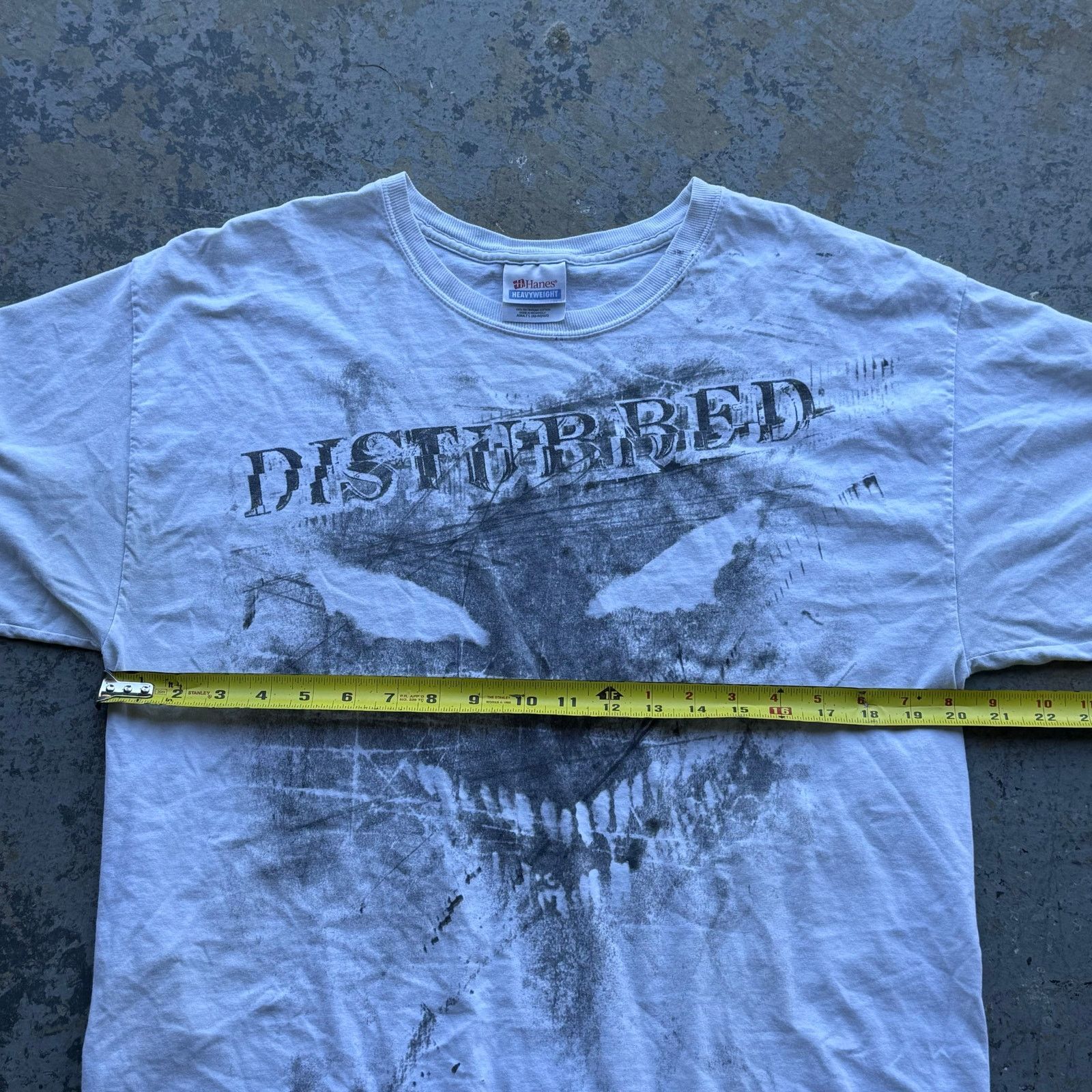 Vintage Vintage Y2K Disturbed Band Tee Sz L Size US L / EU 52-54 / 3 - 5 Thumbnail