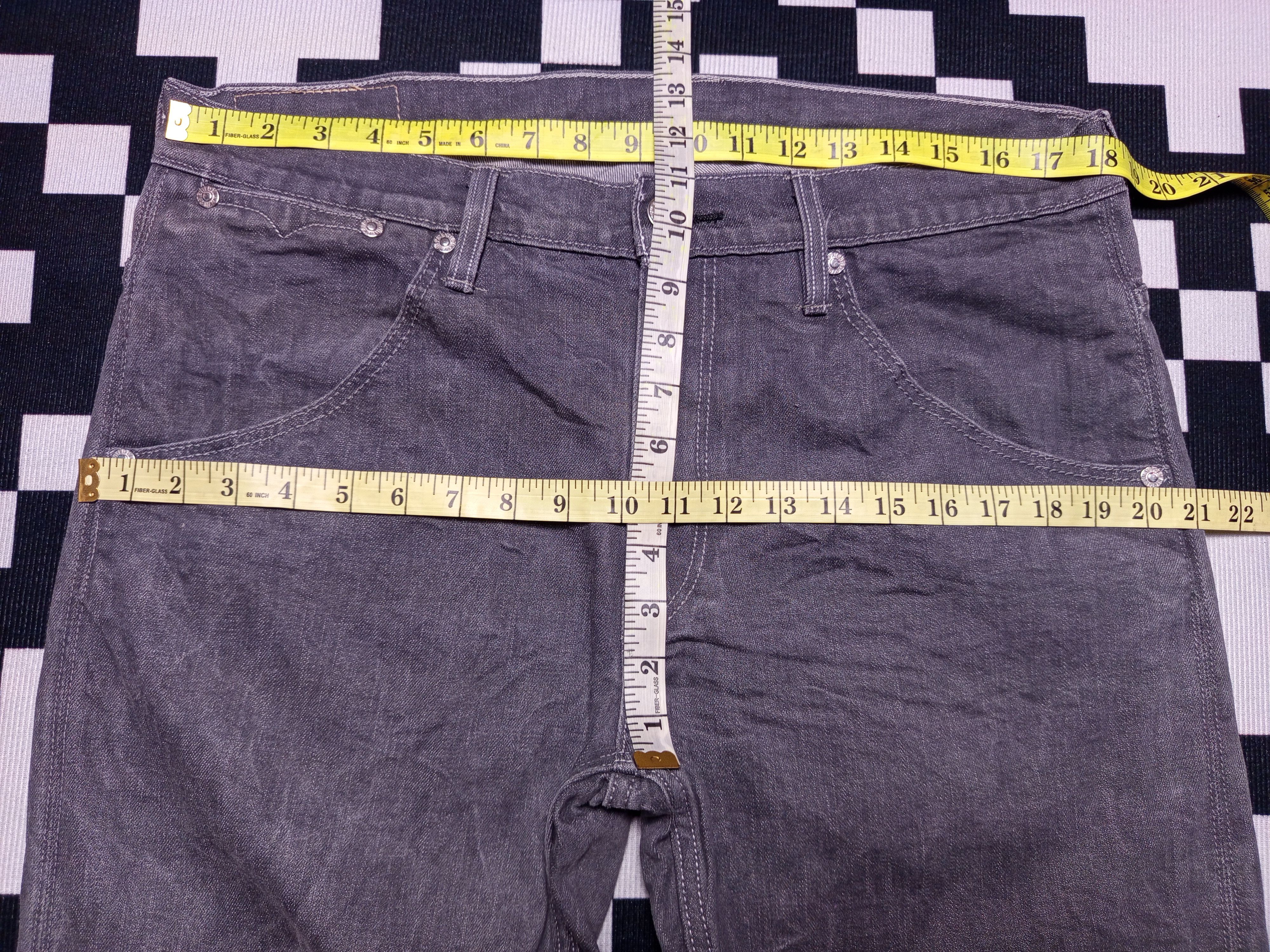 Levi's × Levi's Vintage Clothing × Vintage Vintage Levi’s 514 Slim Grey Denim Jean Size US 32 / EU 48 - 16 Thumbnail