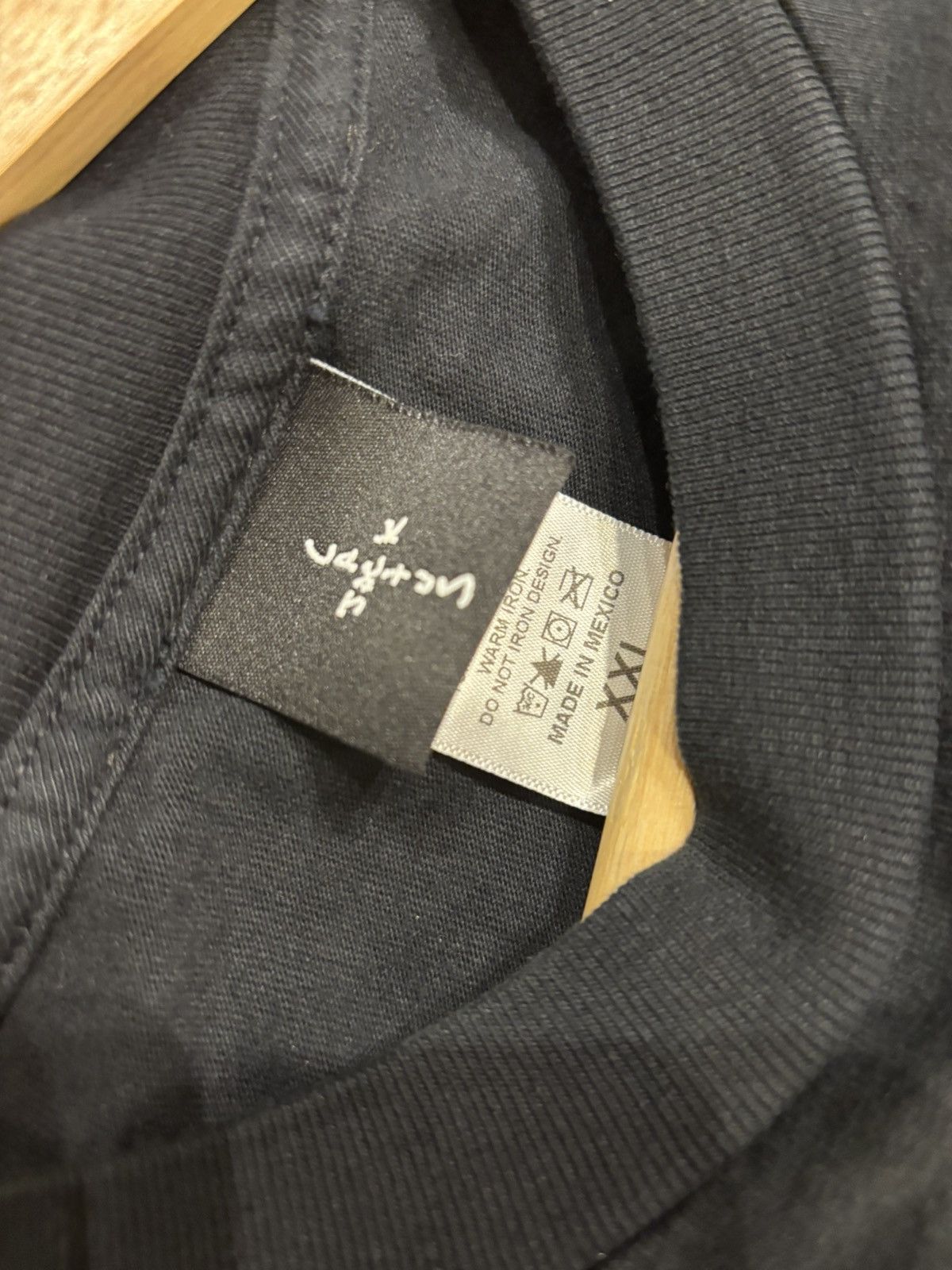 Travis Scott Travis Scott Utopia Blackout LS Size US XXL / EU 58 / 5 - 3 Thumbnail