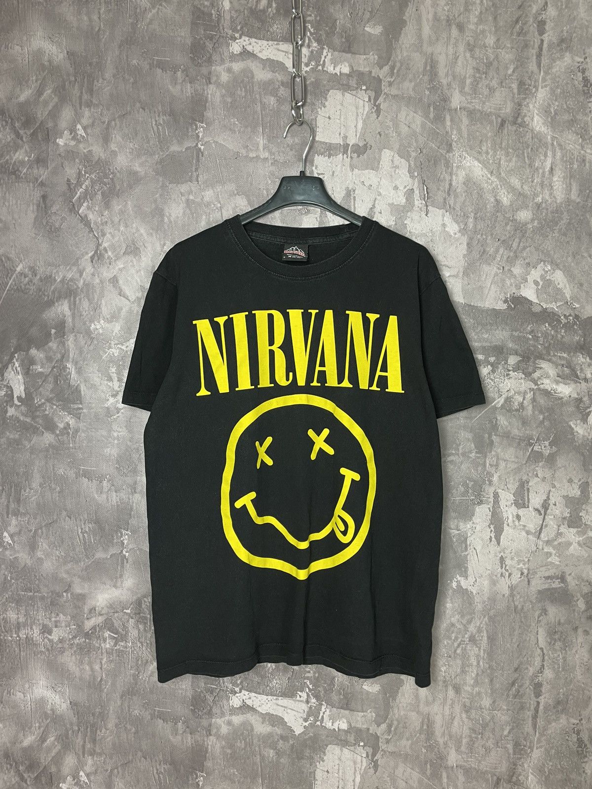 Band Tees × Nirvana × Vintage Vintage Nirvana Rock Band T Shirt Smiley Face Size US M / EU 48-50 / 2 - 1 Thumbnail