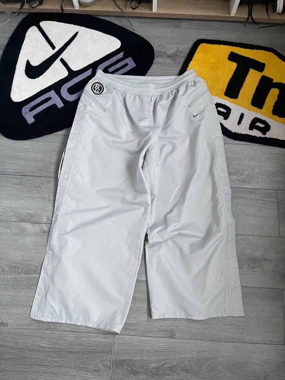 Nike × Streetwear × Vintage vintage croped nike rare 90s big logo sweatpants Size US 34 / EU 50 - 3 Thumbnail
