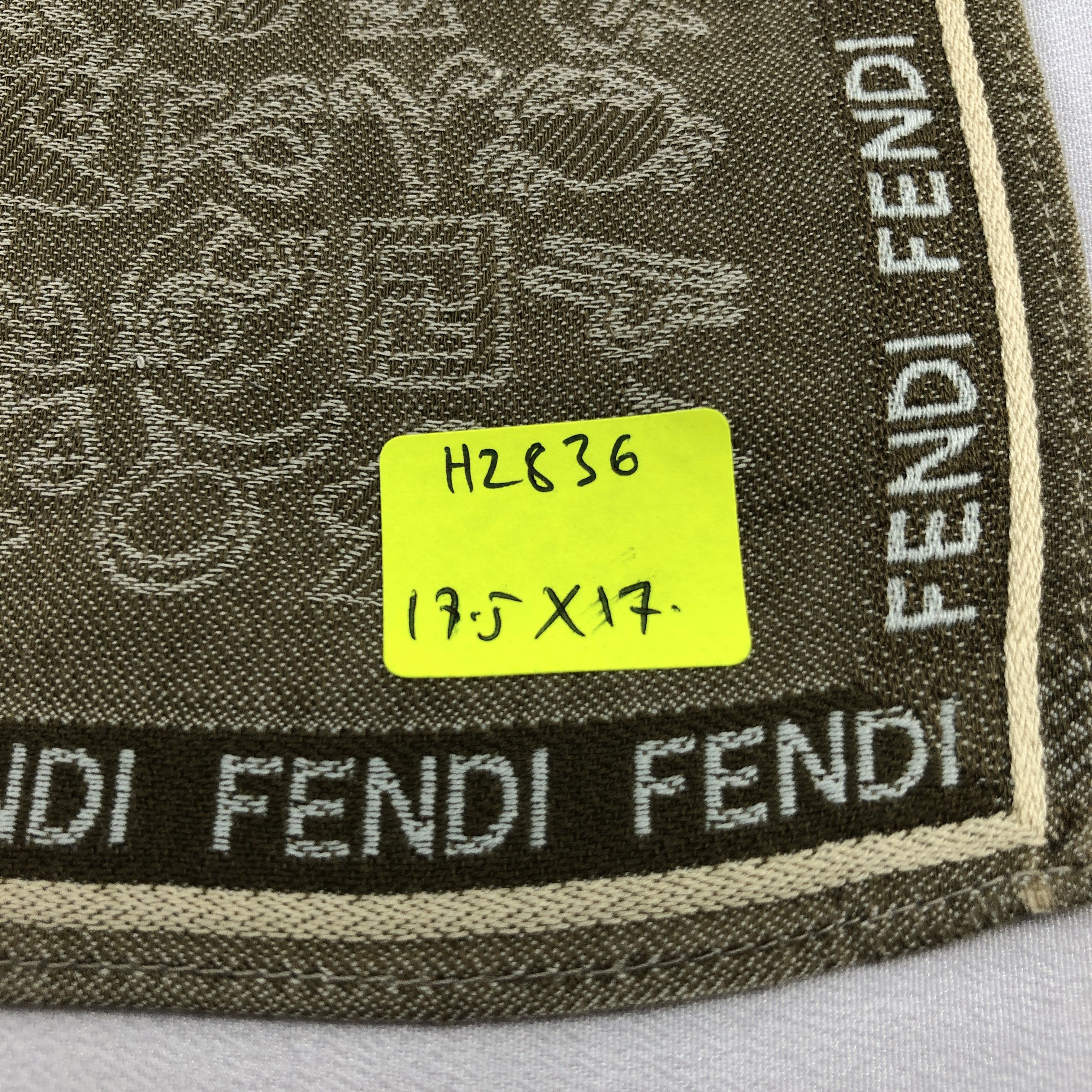 Vintage Fendi Handkerchief Neckerchief Bandana H2836 Size ONE SIZE - 7 Thumbnail
