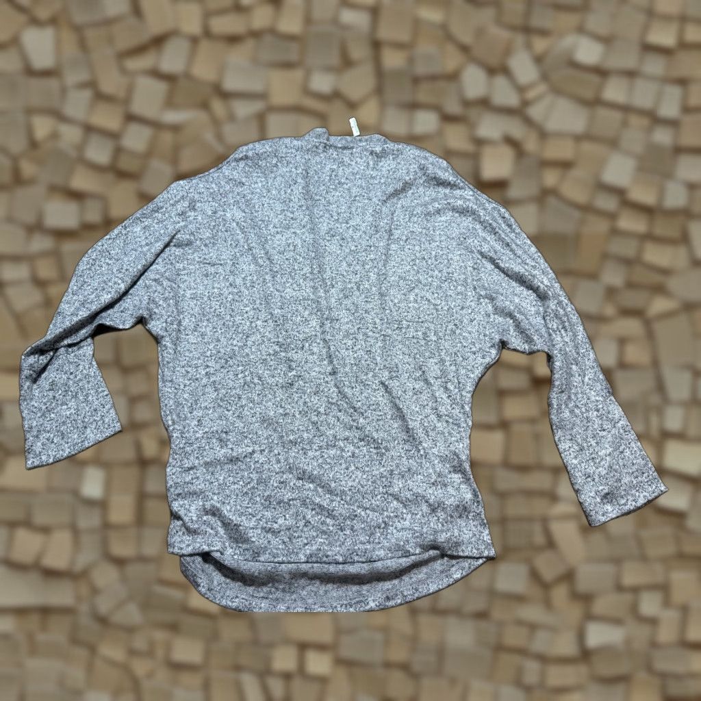 Vintage Cha Cha Vente Shirt Womens XL Long Sleeve Open Shoulder NWT Gray Vintage? No (Note: Vintage No) Size XL / US 12-14 / IT 48-50 - 1 Thumbnail