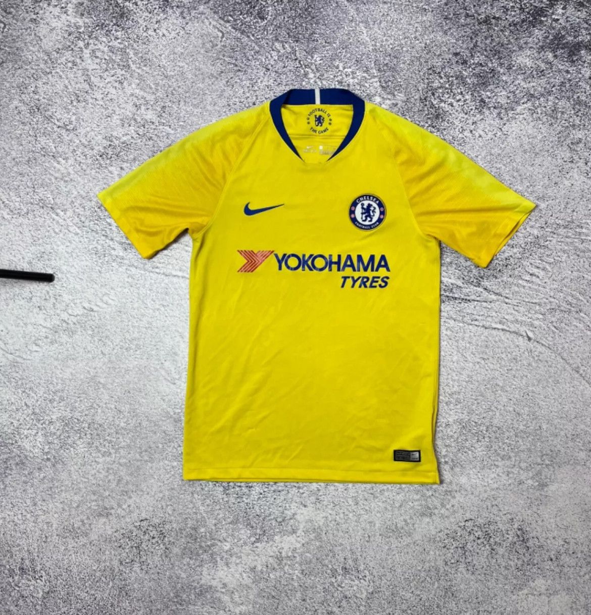 Nike Soccer jersey Chelsea Nike 2017/18 y2k dri-fit men’s size S Size US M / EU 48-50 / 2 - 1 Thumbnail