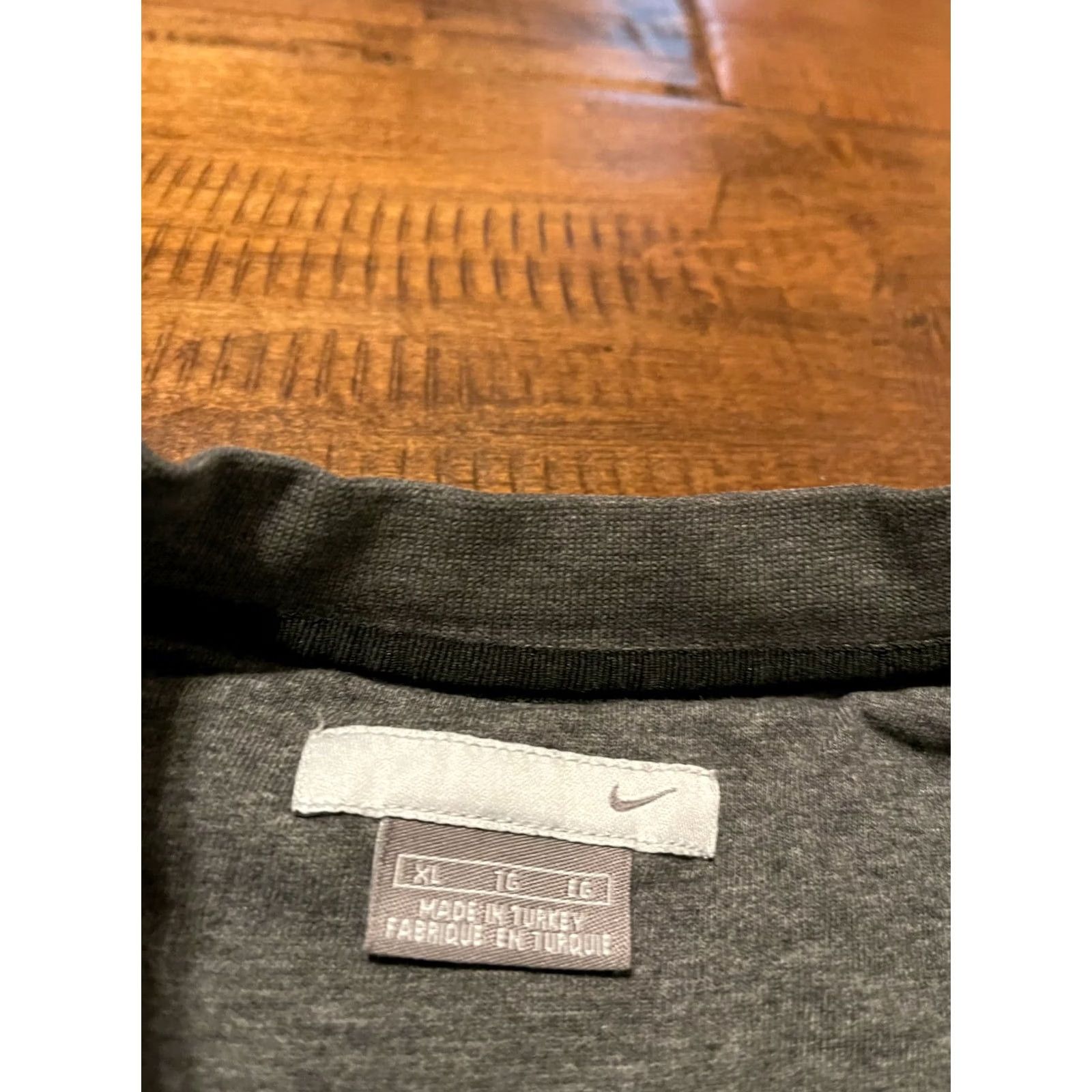 Nike VINTAGE Nike Sweatshirt Pullover Crewneck Dark Gray Logo Adult XLarge XL Mens Size US XL / EU 56 / 4 - 4 Thumbnail