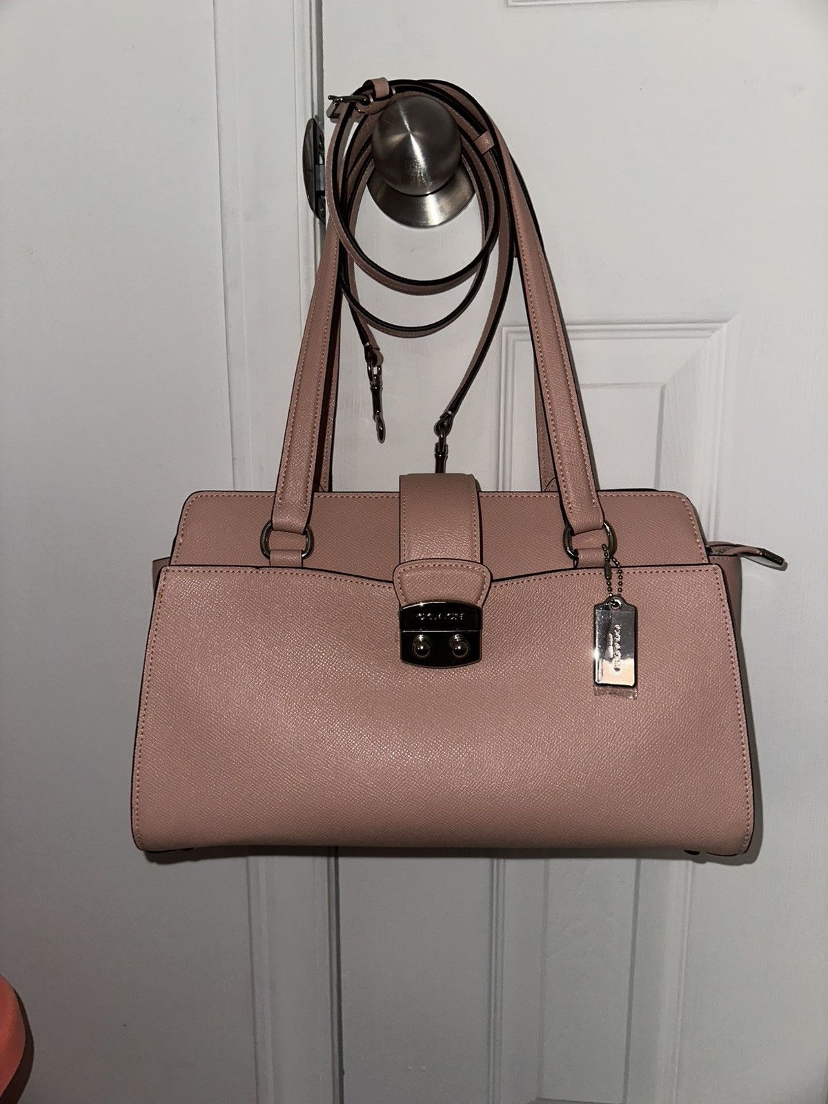 Coach Coach Avery Carryall Purse! Size ONE SIZE - 1 Thumbnail