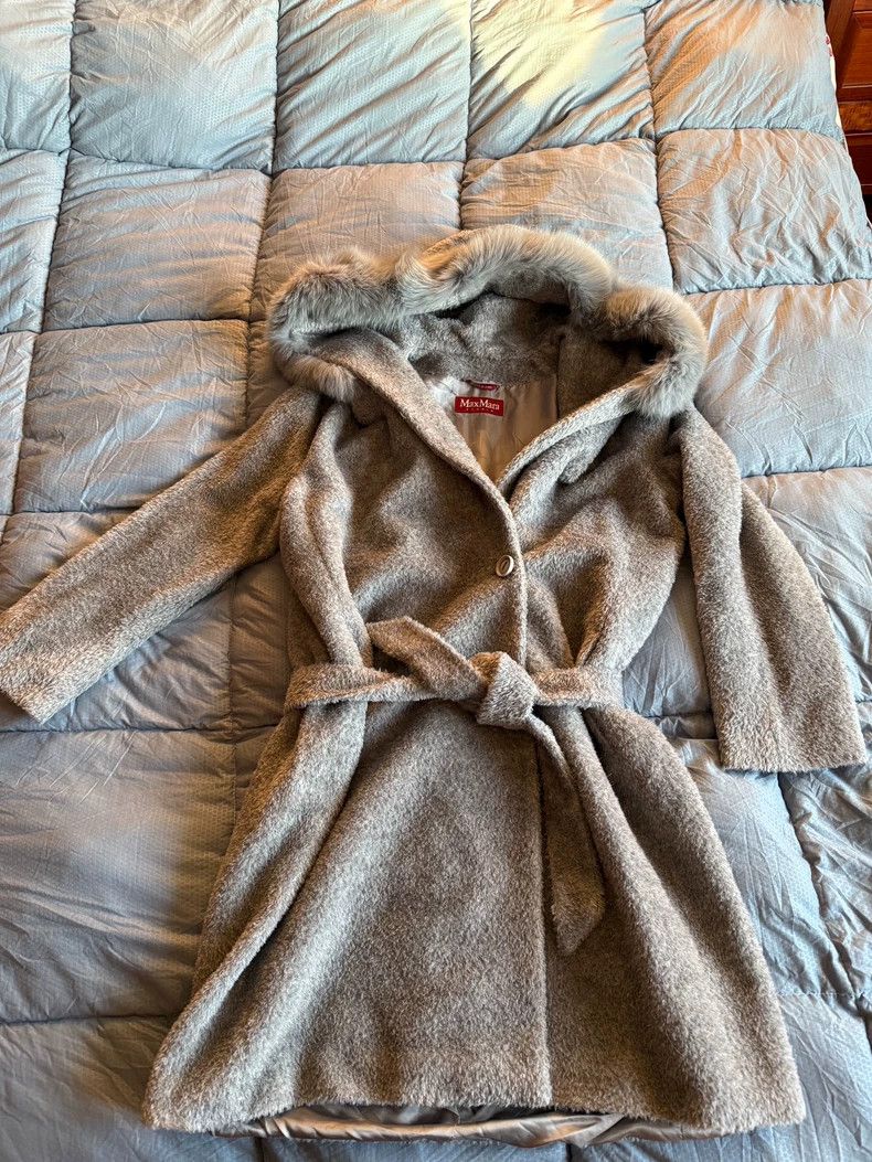 Max Mara Max Mara Wool coat Size XL / US 12-14 / IT 48-50 - 1 Thumbnail