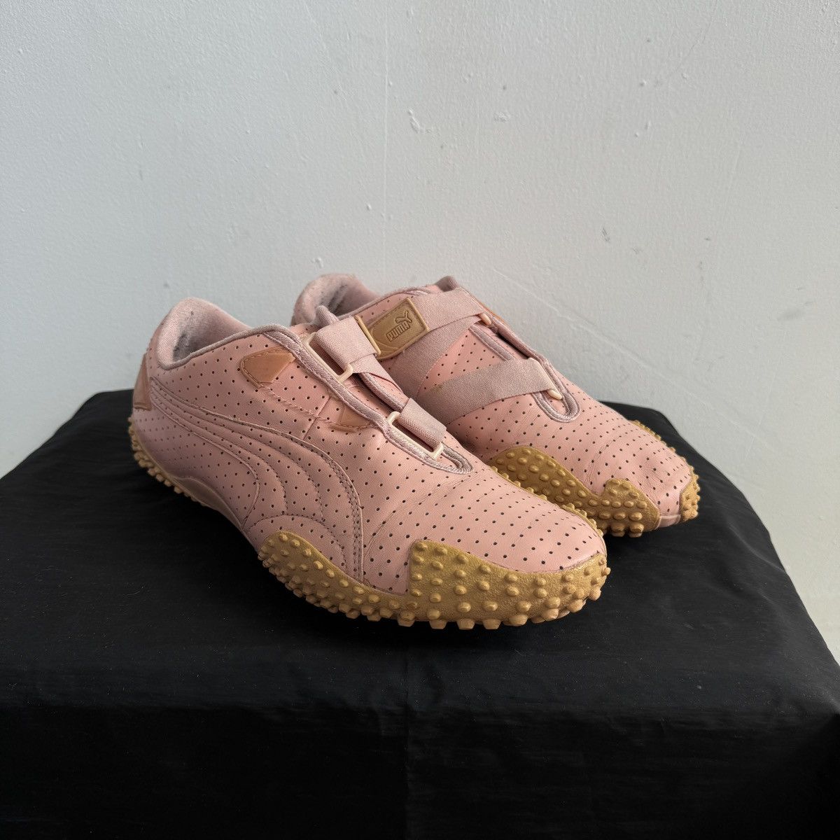 Puma Vintage Rare Puma Monstro Pink Leather Low Sneakers Size US 9 / EU 42 - 1 Thumbnail