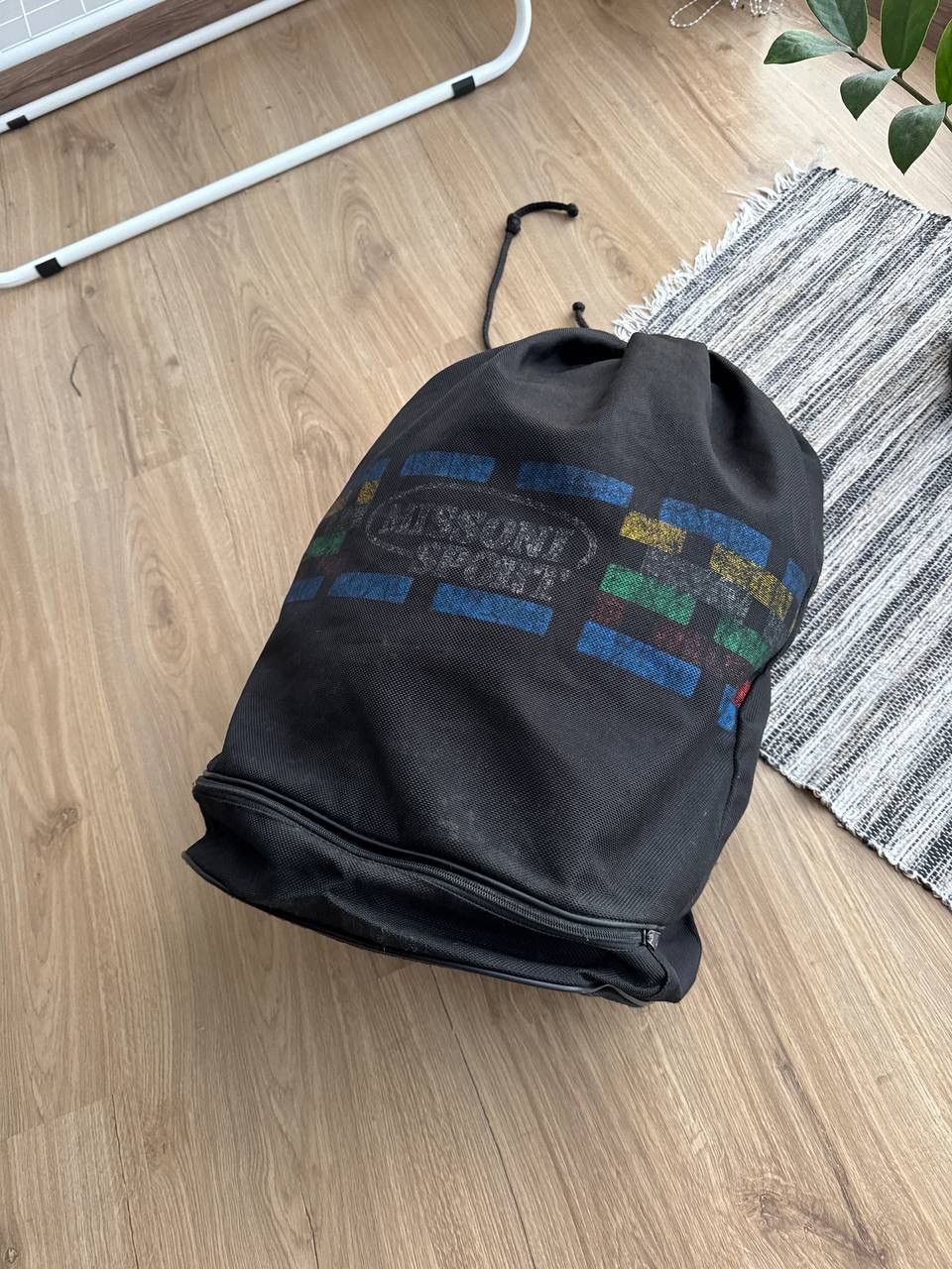 Missoni VINTAGE MISSONI SPORT LOGO-PRINT BACKPACK RARE LUXURY Size ONE SIZE - 4 Thumbnail