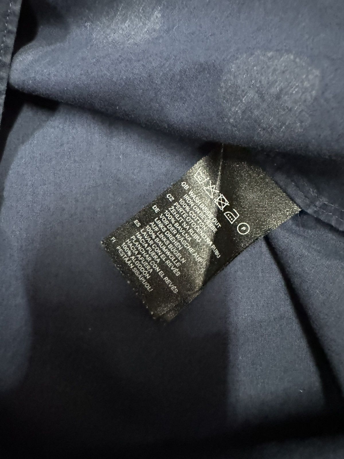 Comme des Garcons H&m X Comme Des Garcons Button Ups Polkadot Size US M / EU 48-50 / 2 - 11 Thumbnail