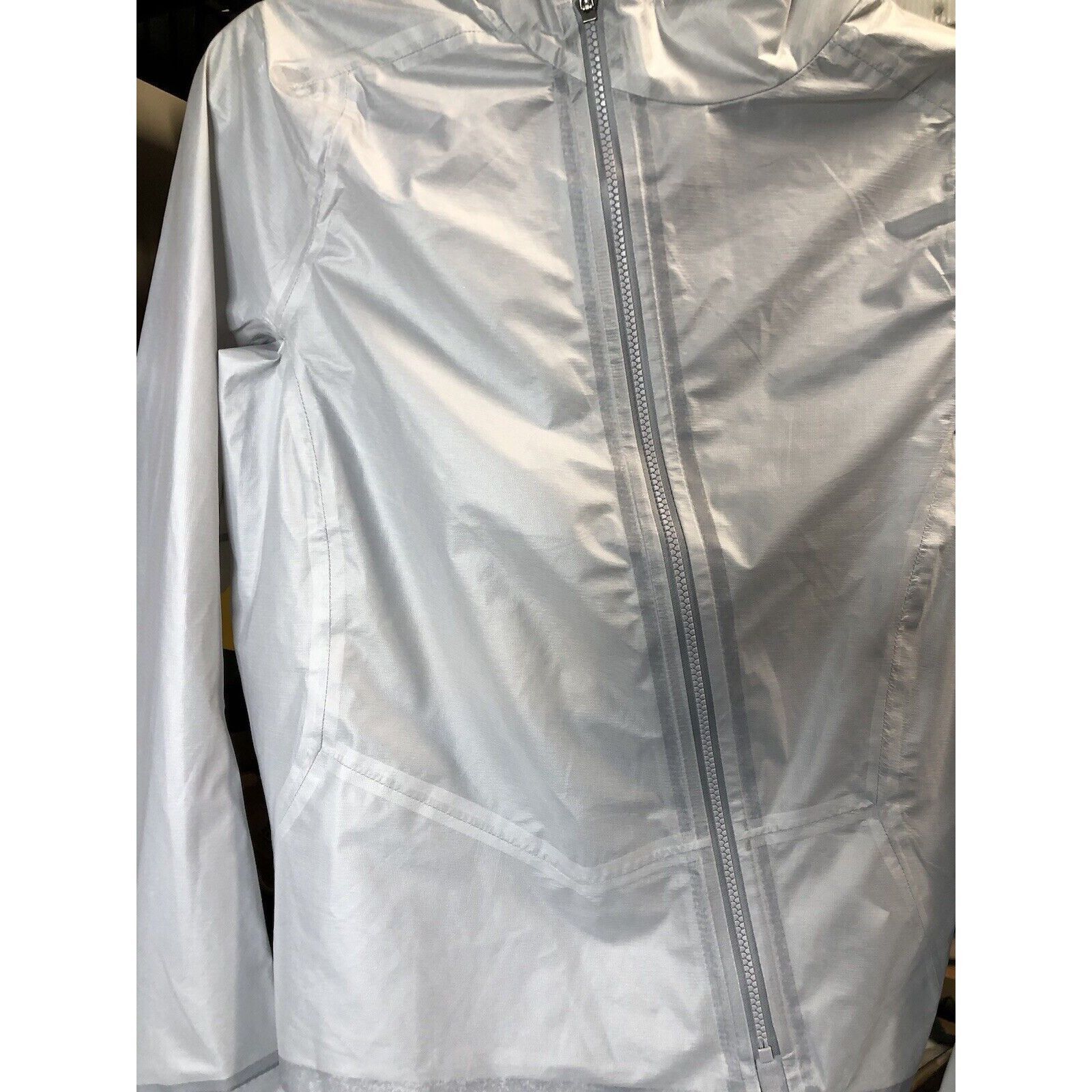 Hoka HOKA ONE ONE 1120615 SILVER Lunar Performance Shield Running Size S / US 4 / IT 40 - 1 Thumbnail