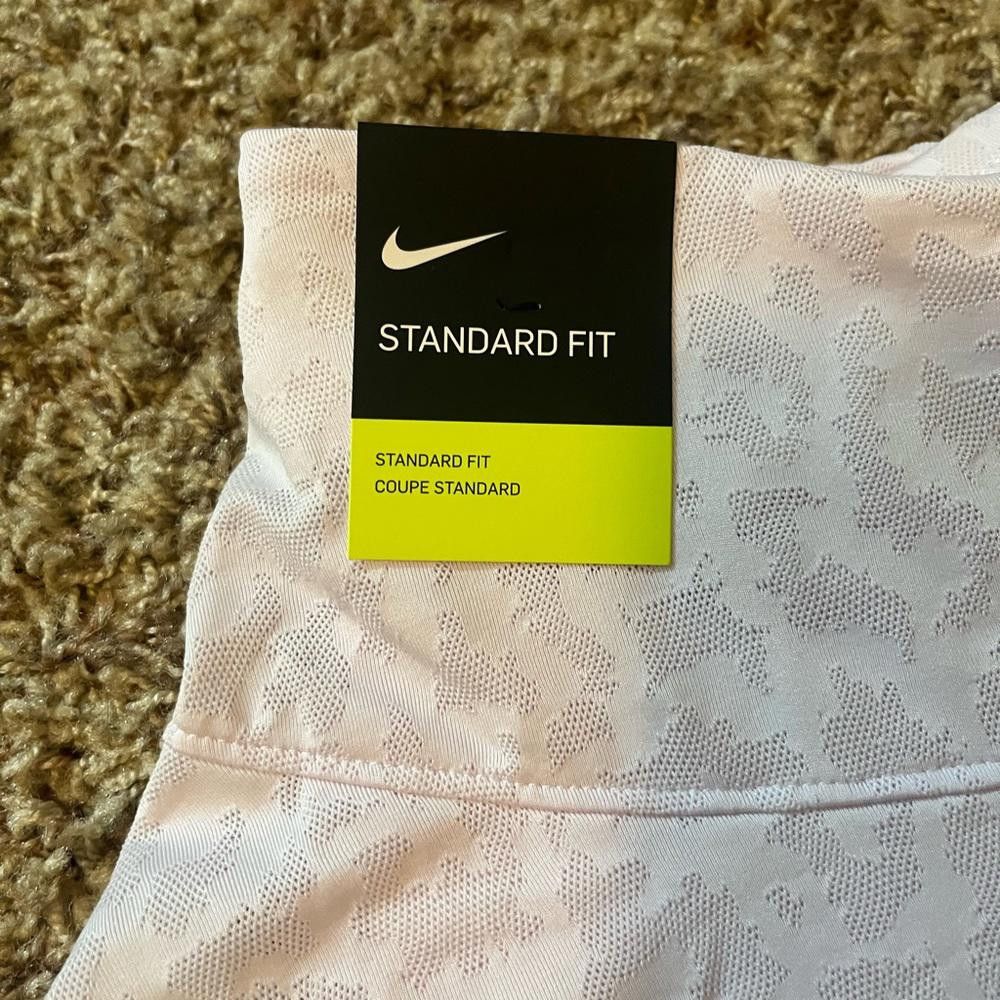 Nike Nike Wmns Breathe Fairway 15" Golf Skorts Sample Size 28" / US 6 / IT 42 - 6 Thumbnail