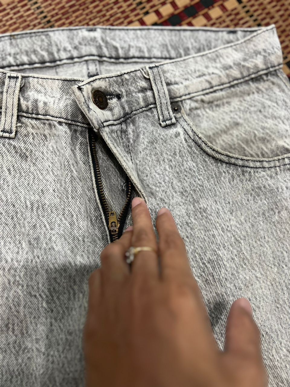 Levi's Vintage 90’s Levis 505 Snow Wash Size US 30 / EU 46 - 4 Thumbnail