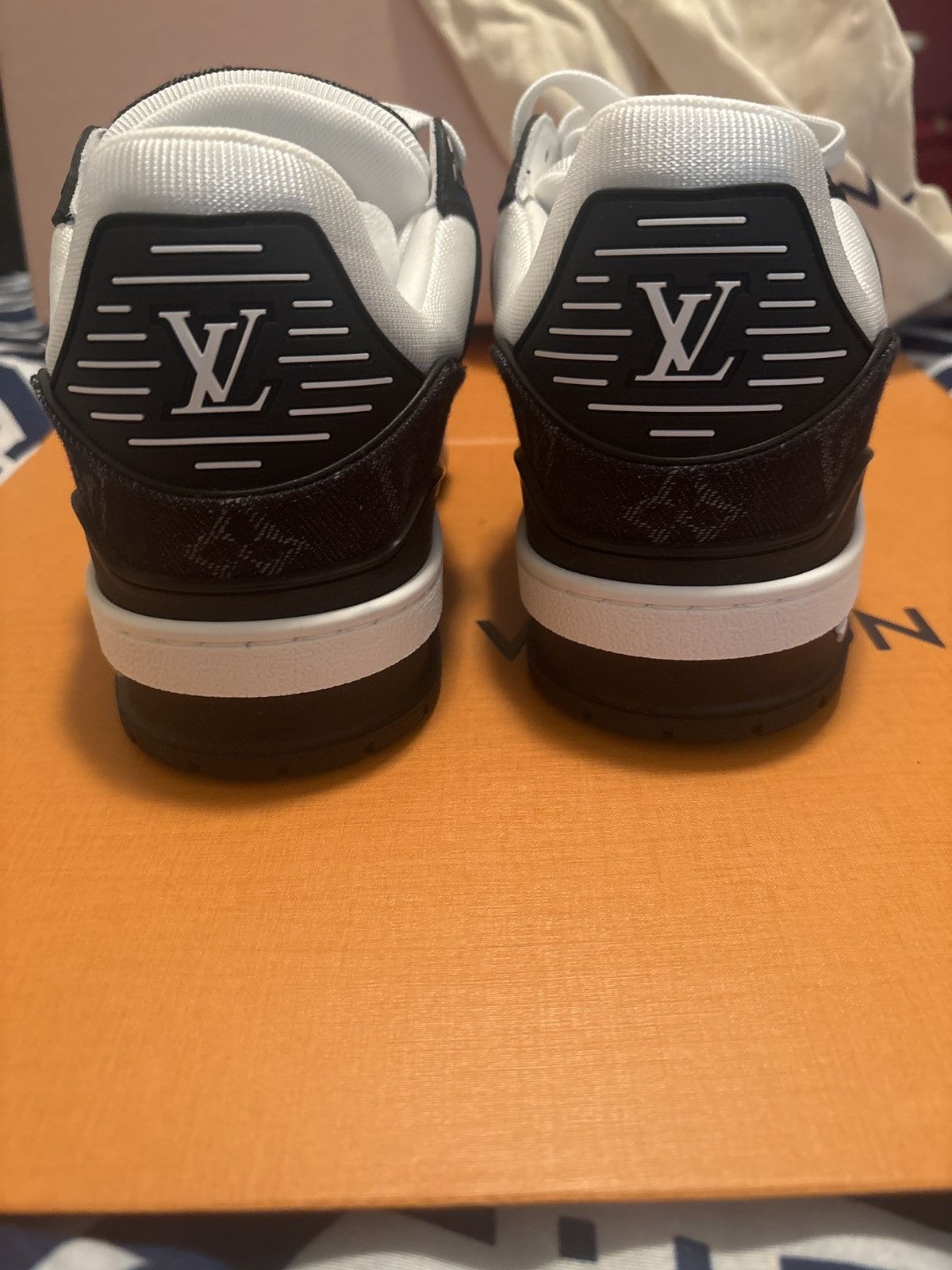 Louis Vuitton LV Trainer Monogram Denim Sneakers Size US 7.5 / IT 37.5 - 4 Thumbnail
