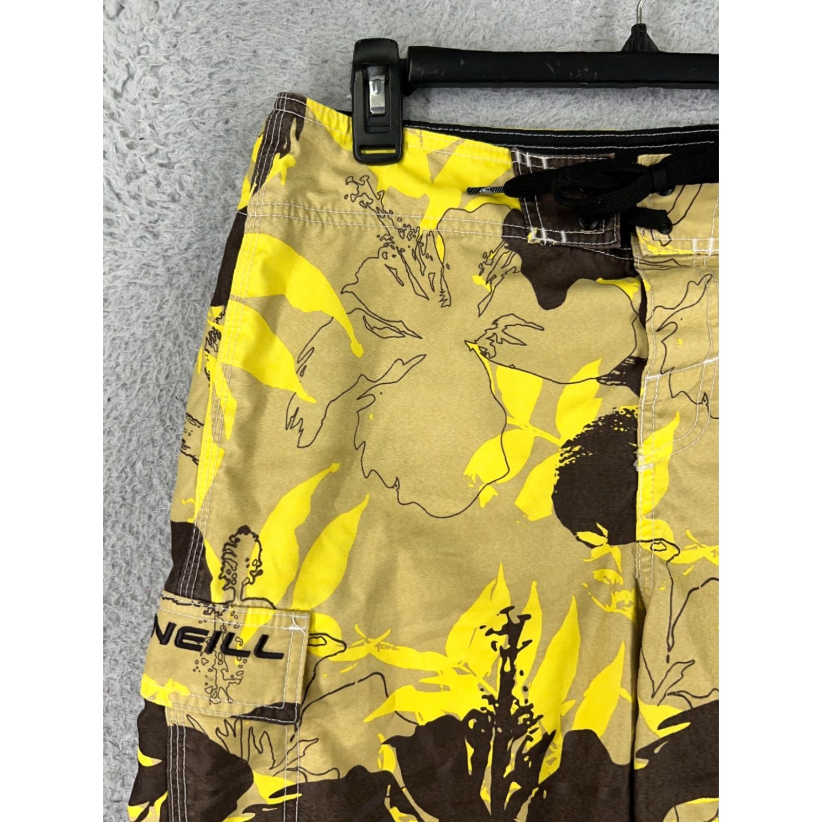 O'Neill O'Neill Men’s Board Shorts 29 Beige Yellow Floral Hibiscus Polyester Swimsuit Beach Surf Aloha Pockets Size US 29 - 6 Thumbnail