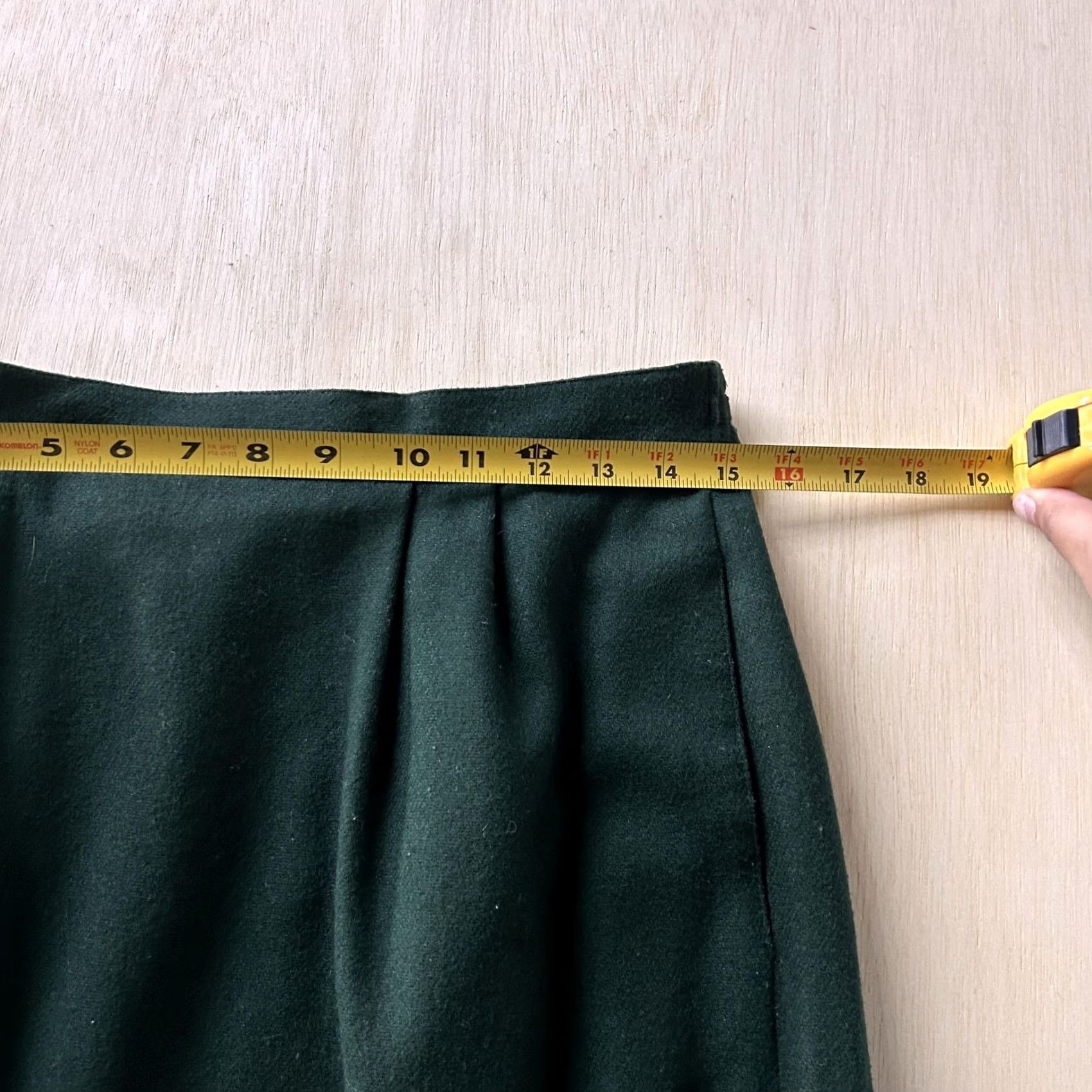 Vintage VINTAGE Leslie Fay Skirt Womens 14P Green Pencil Knee Length Lined Elastic Waist Pockets Slit Size 36" / US 14 / IT 50 - 5 Thumbnail