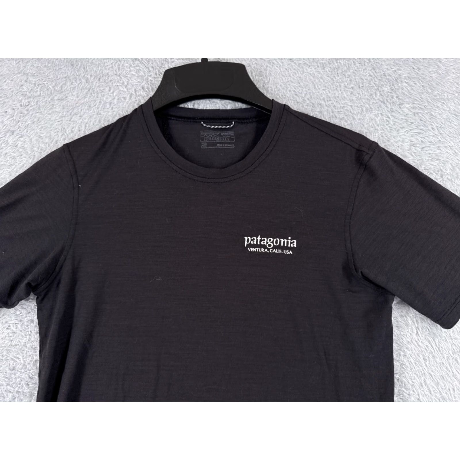Patagonia VINTAGE Patagoni a Shirt Men Extra Small Black Short Sleeve Crew Neck 100% Polyester Size US XS / EU 42 / 0 - 4 Thumbnail