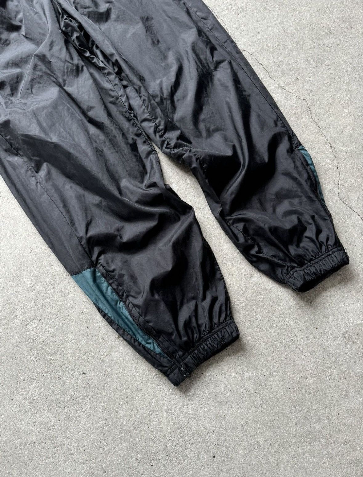 Nike Vintage Nike Trackpants Size US 33 - 6 Thumbnail