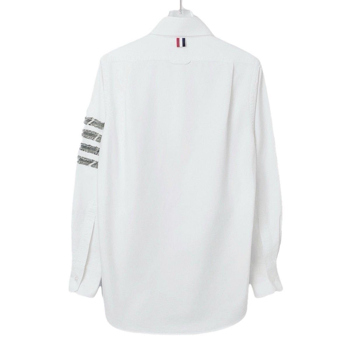 Thom Browne THOM BROWNE Tassel Classic Four-Bar Long Sleeve Shirt K26WX Size US XS / EU 42 / 0 - 2 Thumbnail