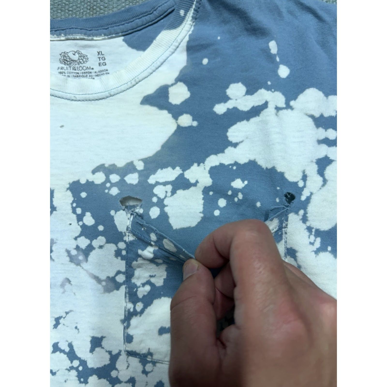 Fruit Of The Loom Fruit of the Loom Pocket T Shirt Bleach Tie Dye Distressed Cotton Soft XL Men Blues Pocket T Shirt Bleach Tie Dye Distressed Cotton Soft XL Men Blues Size US XL / EU 56 / 4 - 4 Thumbnail