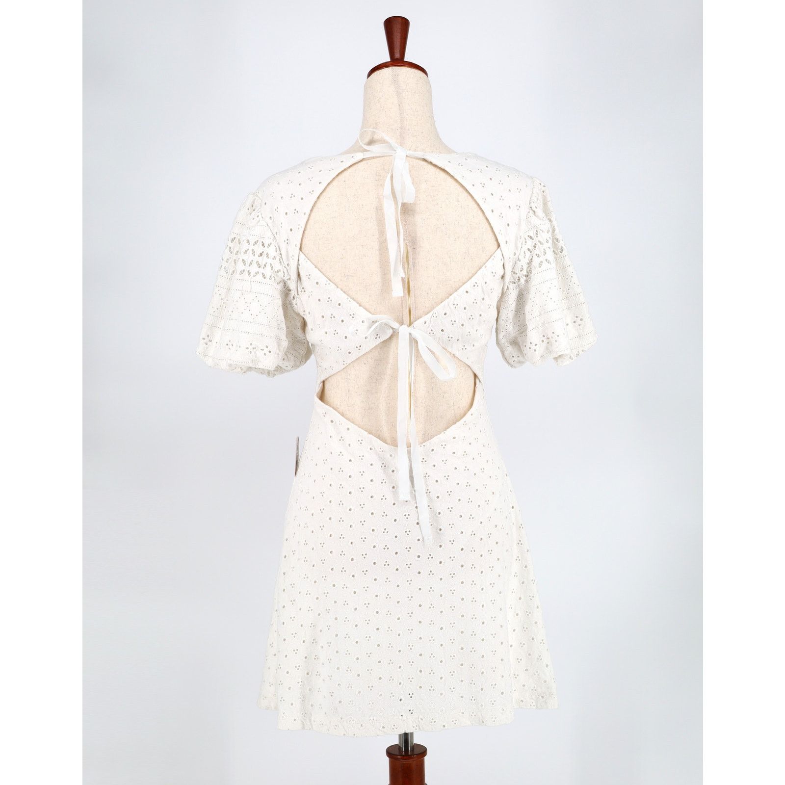 Free People Free People Women White Cut-Out A-line Mini Dress Size S Size S / US 4 / IT 40 - 8 Thumbnail