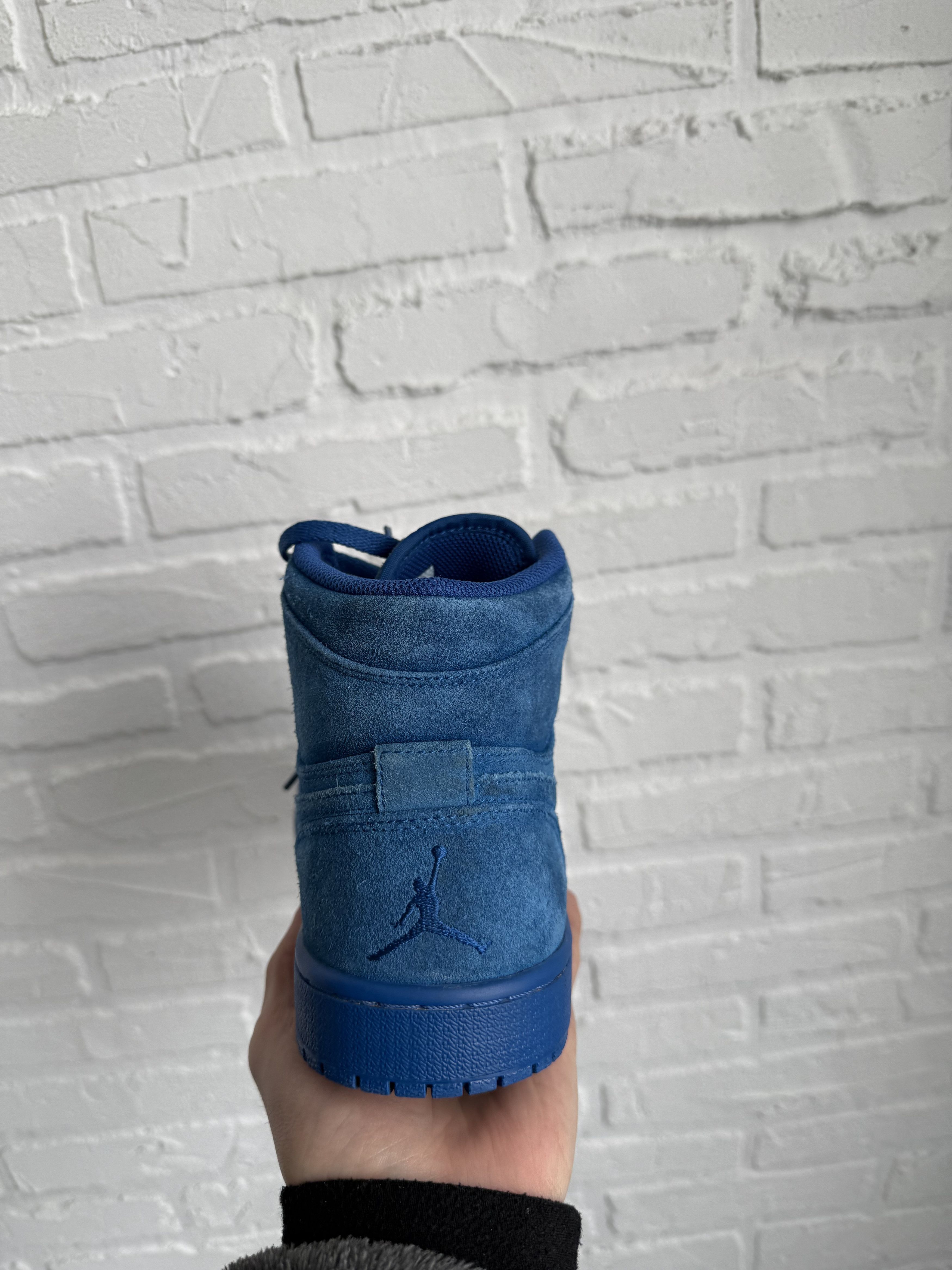 Nike Nike Air Jordan 1 Retro High Blue Suede Size US 9 / EU 42 - 8 Thumbnail