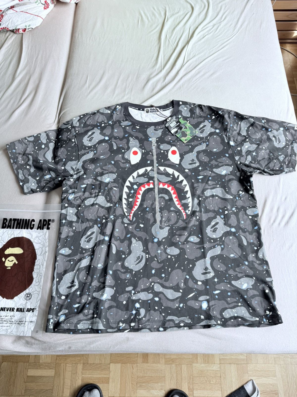 Bape 3XL Space camo full shark tee Size US XXL / EU 58 / 5 - 1 Thumbnail