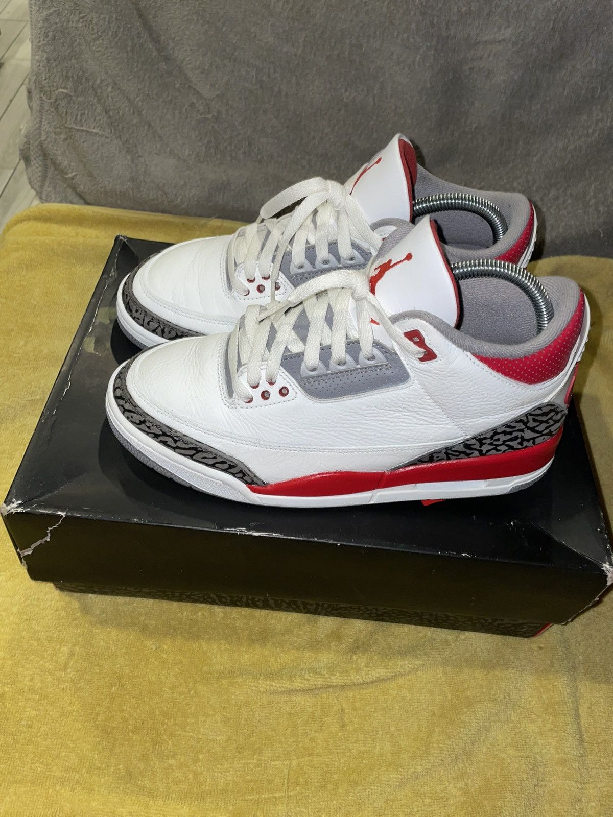Jordan Brand Jordan 3 Fire Red Size US 7.5 / EU 40-41 - 5 Thumbnail