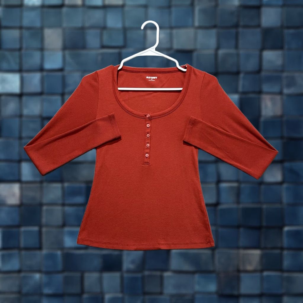 Old Navy Old Navy Womens XS T-Shirt Flame Scarlet Orange Rib-Knit Henley Button Pullover Casual Sleeve Cotton Blend Long Sleeve Knit Top Fitted Size XS / US 0-2 / IT 36-38 - 1 Thumbnail