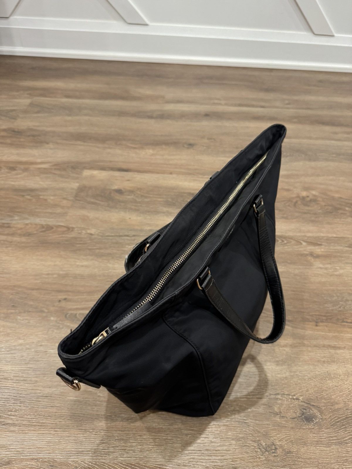 Tory Burch Tory Burch Tilda Nylon Tote Bag - Black Size ONE SIZE - 7 Thumbnail