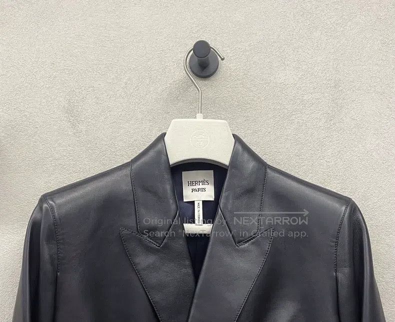 Hermes Hermes Solid color leather jacket suit Size XS / US 0-2 / IT 36-38 - 4 Thumbnail