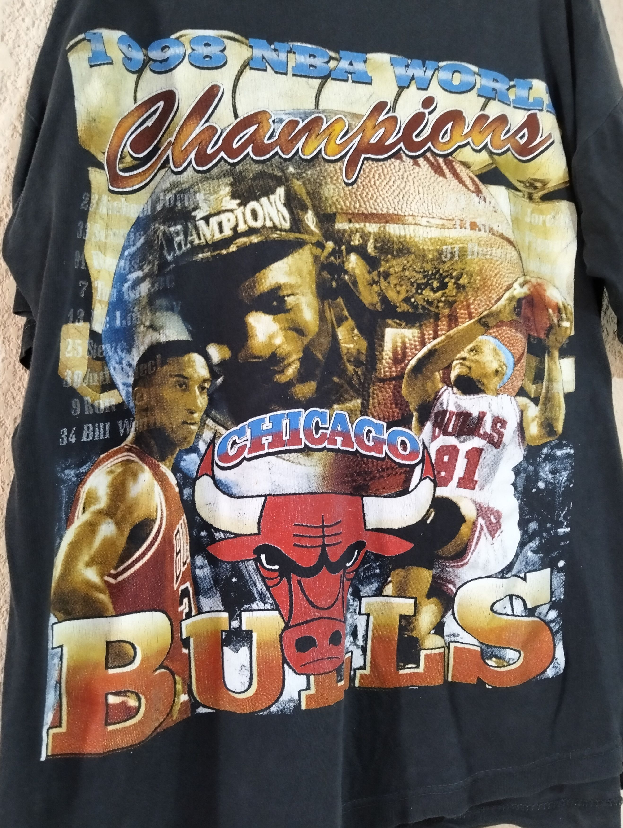 NBA × Rap Tees × Vintage Vintage 1998 Chicago Bulls Champions Rap tee Size US XL / EU 56 / 4 - 3 Thumbnail