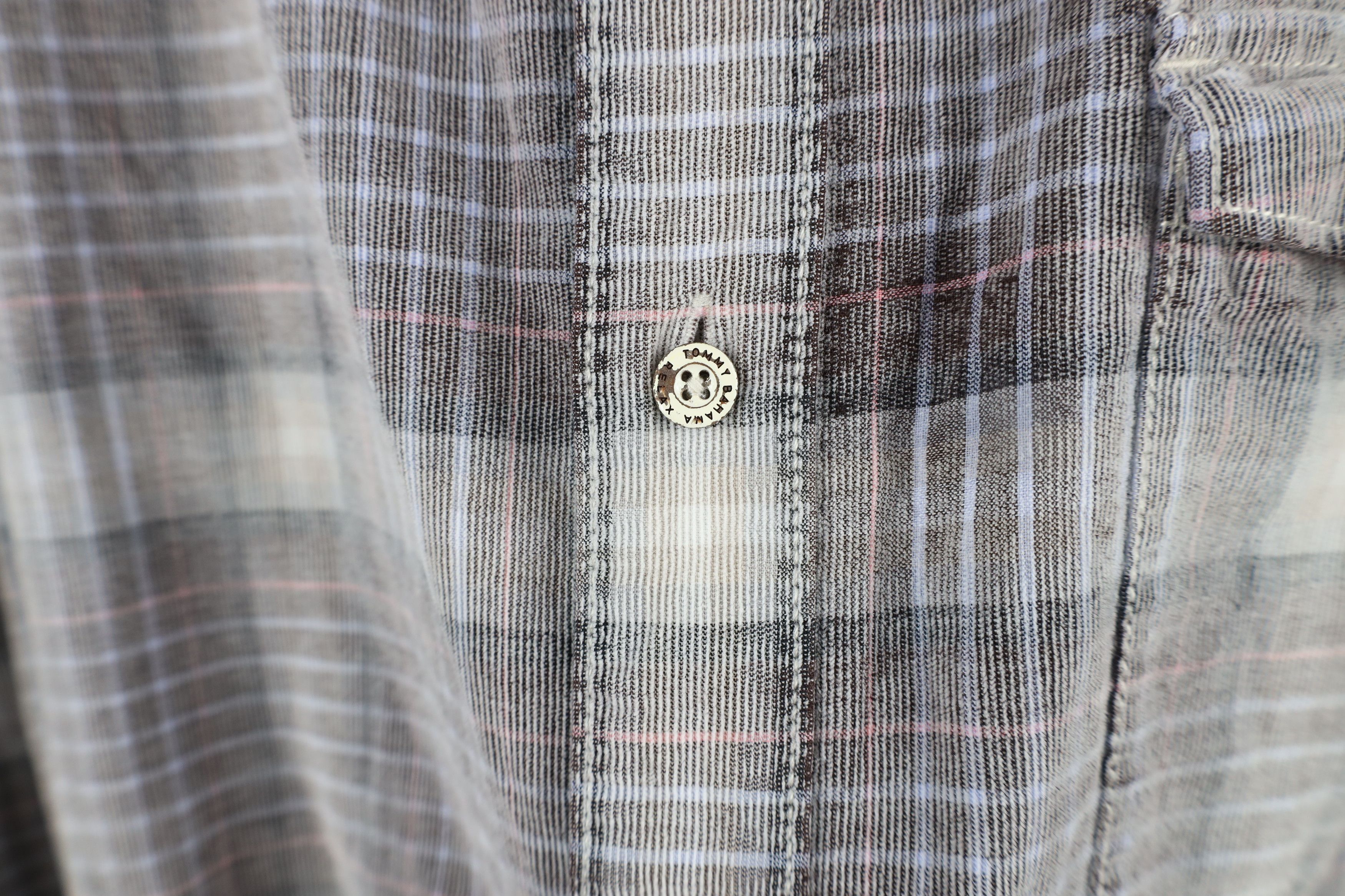 Tommy Bahama × Vintage Vintage Tommy Bahama Corduroy Collared Button Shirt Plaid Size US XXL / EU 58 / 5 - 6 Thumbnail