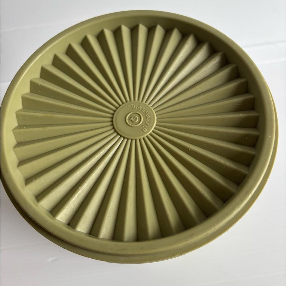 Designer Vintage Tupperware Avocado Green with Yellow Flower Design Size ONE SIZE - 3 Thumbnail