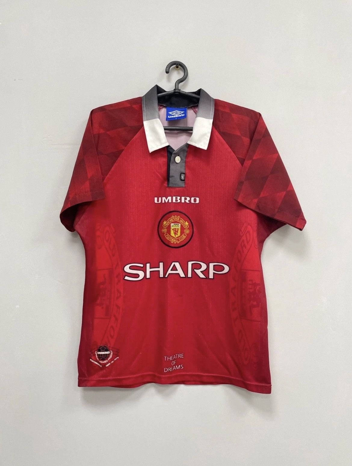 Umbro Manchester United 1996/1998 Home Umbro Football Shirt Jersey Size US XS / EU 42 / 0 - 1 Thumbnail