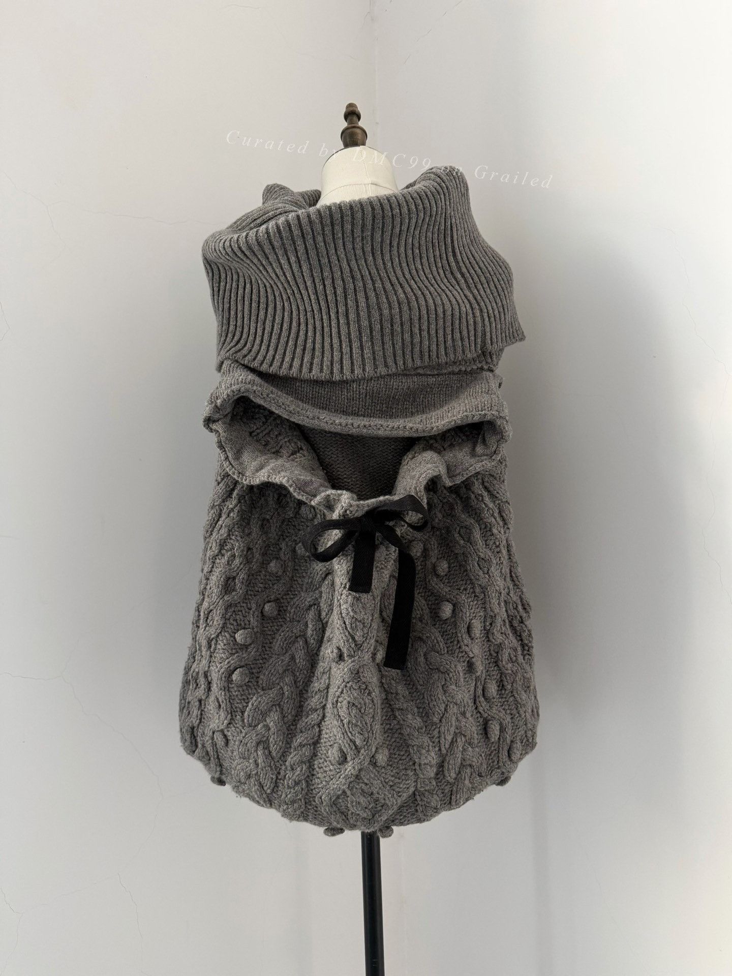 Rei Kawakubo Comme des Garçons 2010 Tao Sleeveless Knit Top Size M / US 6-8 / IT 42-44 - 1 Thumbnail