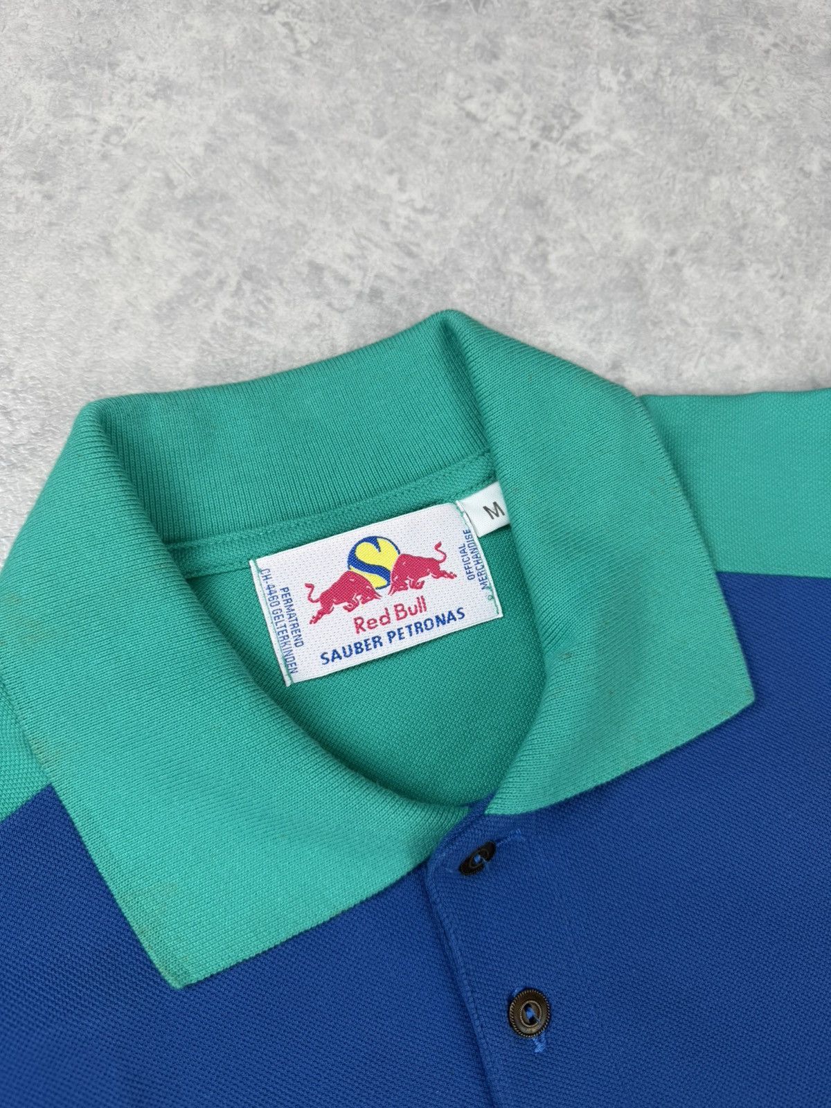 Red Bull Vintage Red Bull Sauber Petronas Polo Shirt F1 Formula 1 Size US M / EU 48-50 / 2 - 6 Thumbnail
