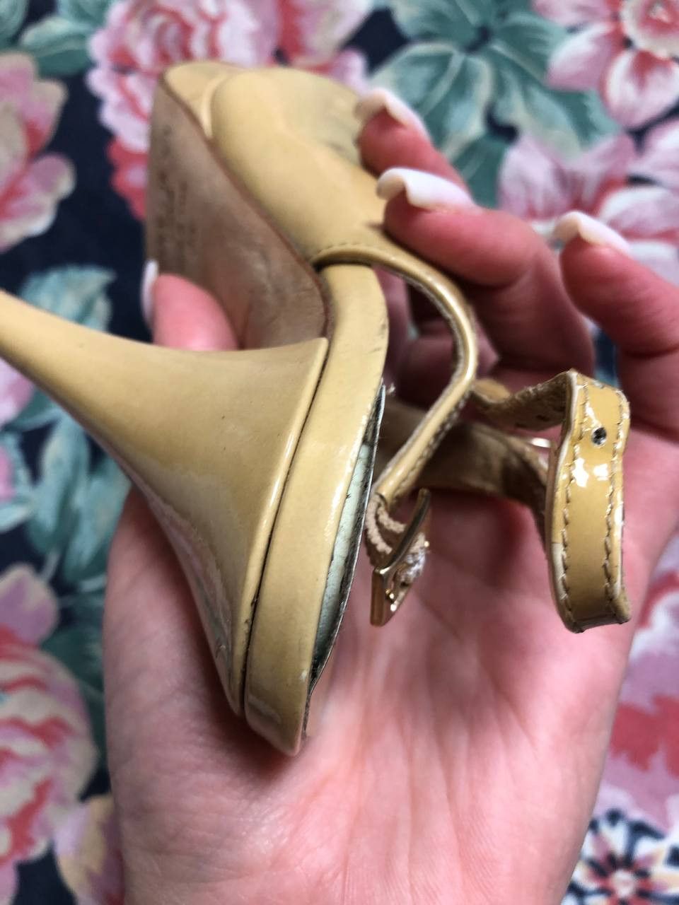 Jimmy Choo Jimmy Choo Womens Patent Leather Peep Toe Heel Pumps Beige Size US 5 / IT 35 - 15 Thumbnail