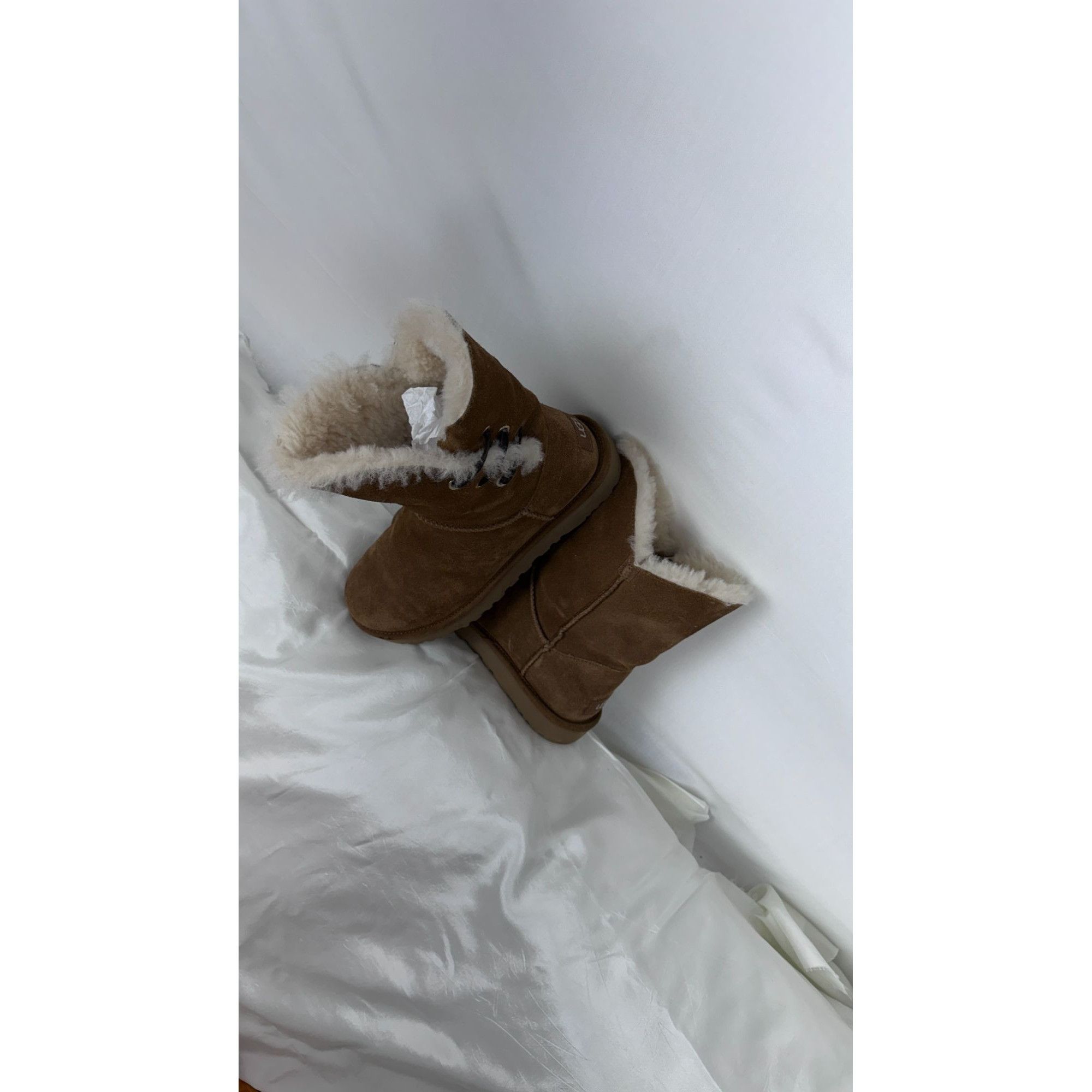 Ugg UGG Womens Brown Suede & Sheepskin Lined Winter Boots Size 8 Size US 8 / IT 38 - 14 Thumbnail