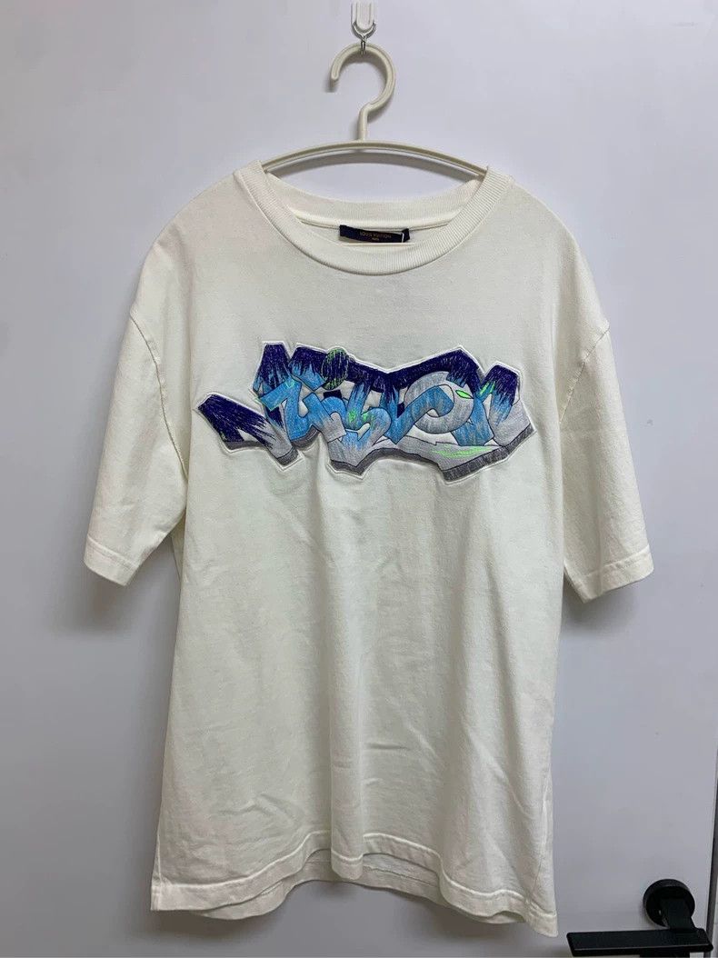 Louis Vuitton Louis Vuitton White monogram graffiti embroidered short sle Size US L / EU 52-54 / 3 - 1 Thumbnail